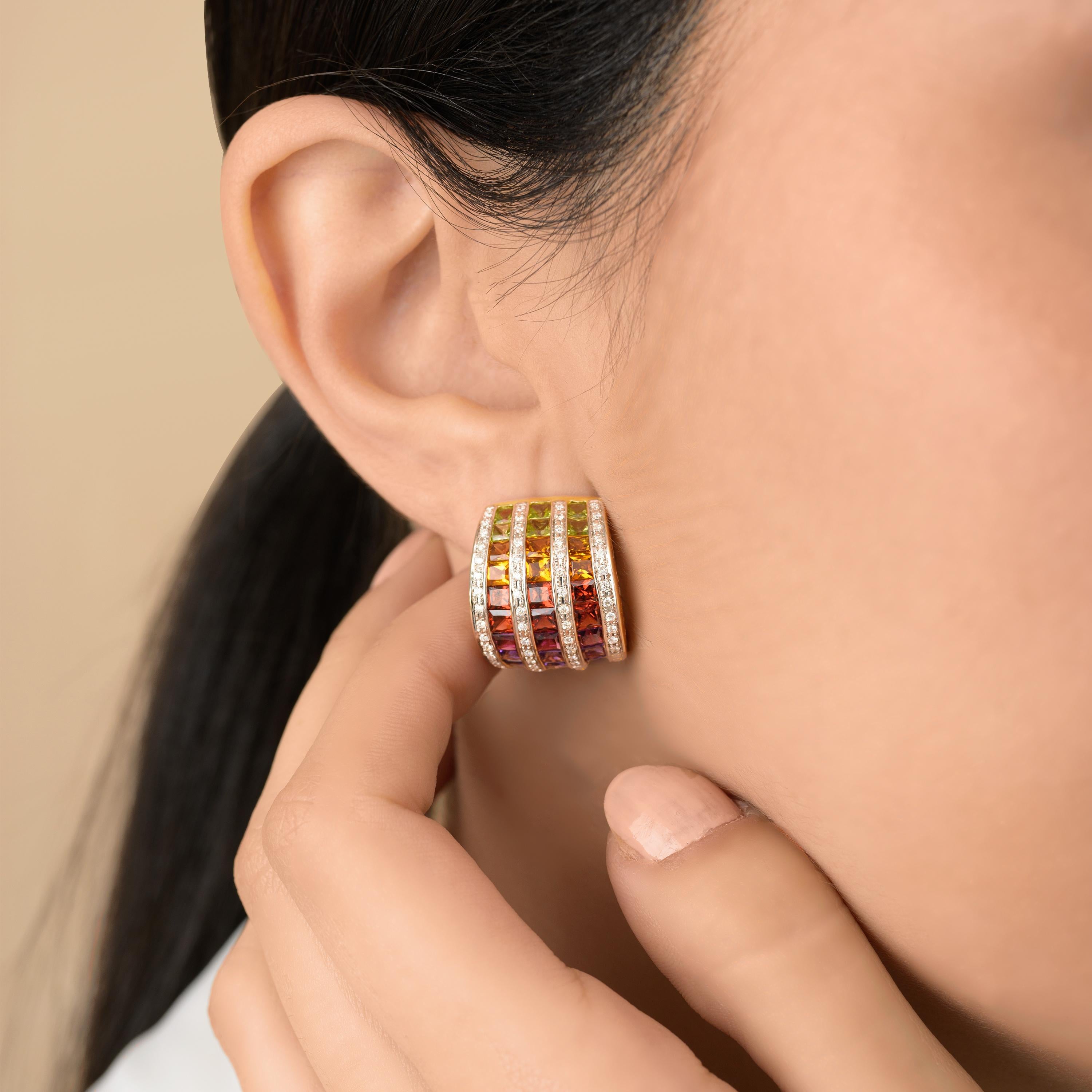 14 karat yellow gold multicolour rainbow stack diamond cocktail stud earrings

Our Rainbow Gemstones 3-line Stud Earrings is a harmonious fusion of color and brilliance. Crafted in elegant 14-karat gold, these stud earrings feature three lines of