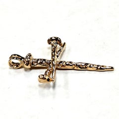 14 Karat Yellow Gold Nail-Form Cross Pendant, Sculptural Design, 40mm