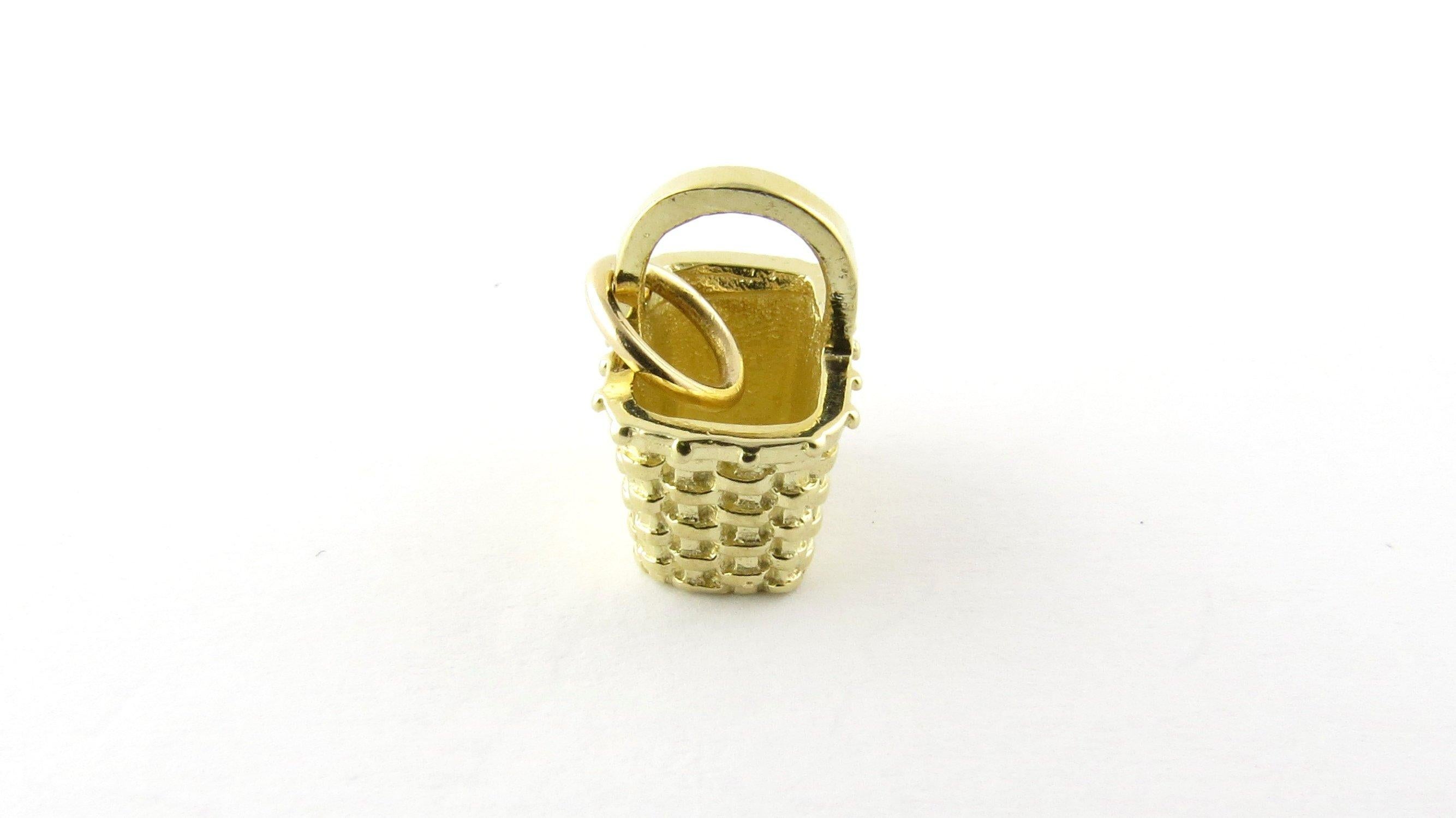 14 Karat Yellow Gold Nantucket Basket Charm 1