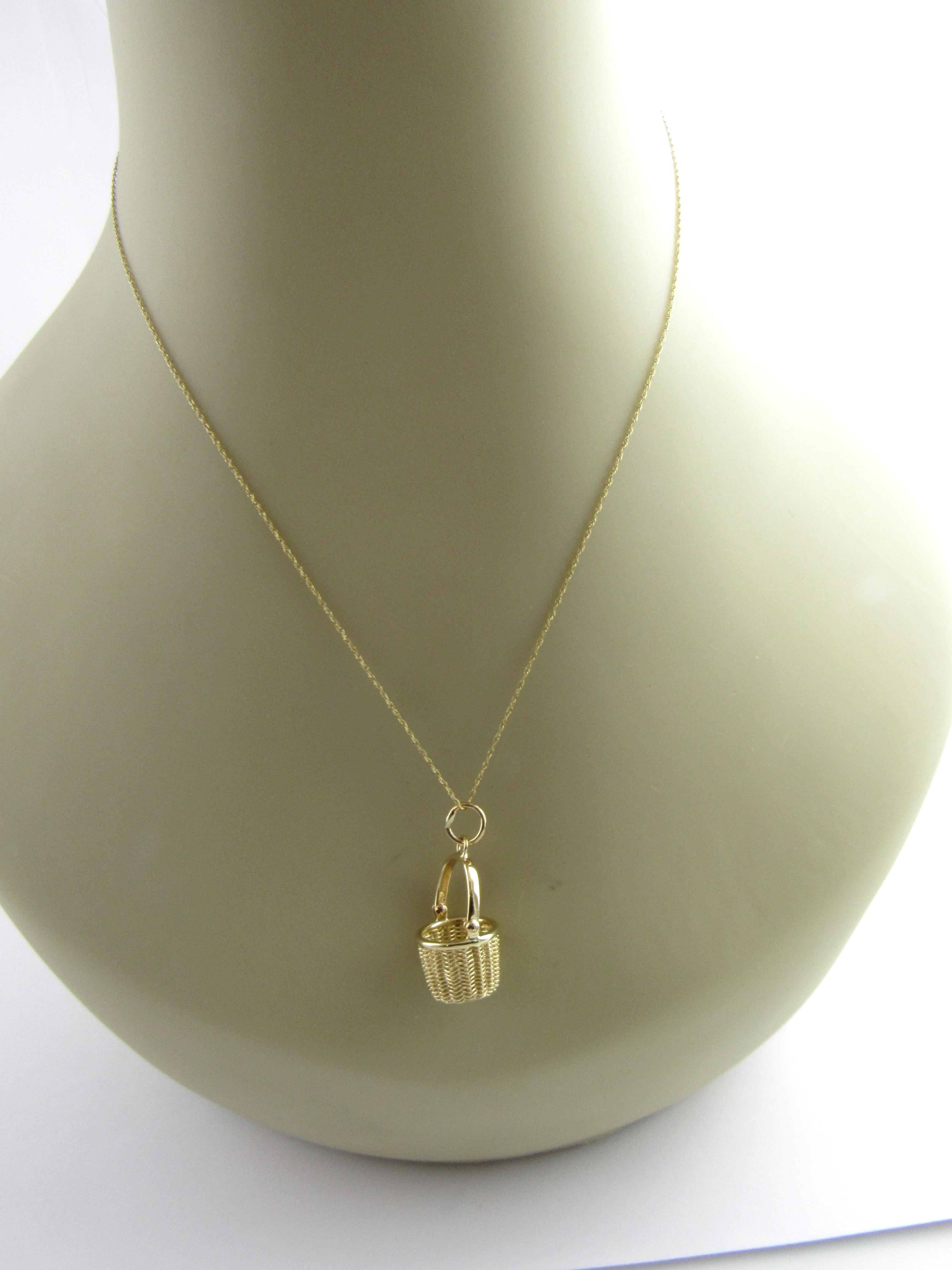 14 Karat Yellow Gold Nantucket Basket Charm 3