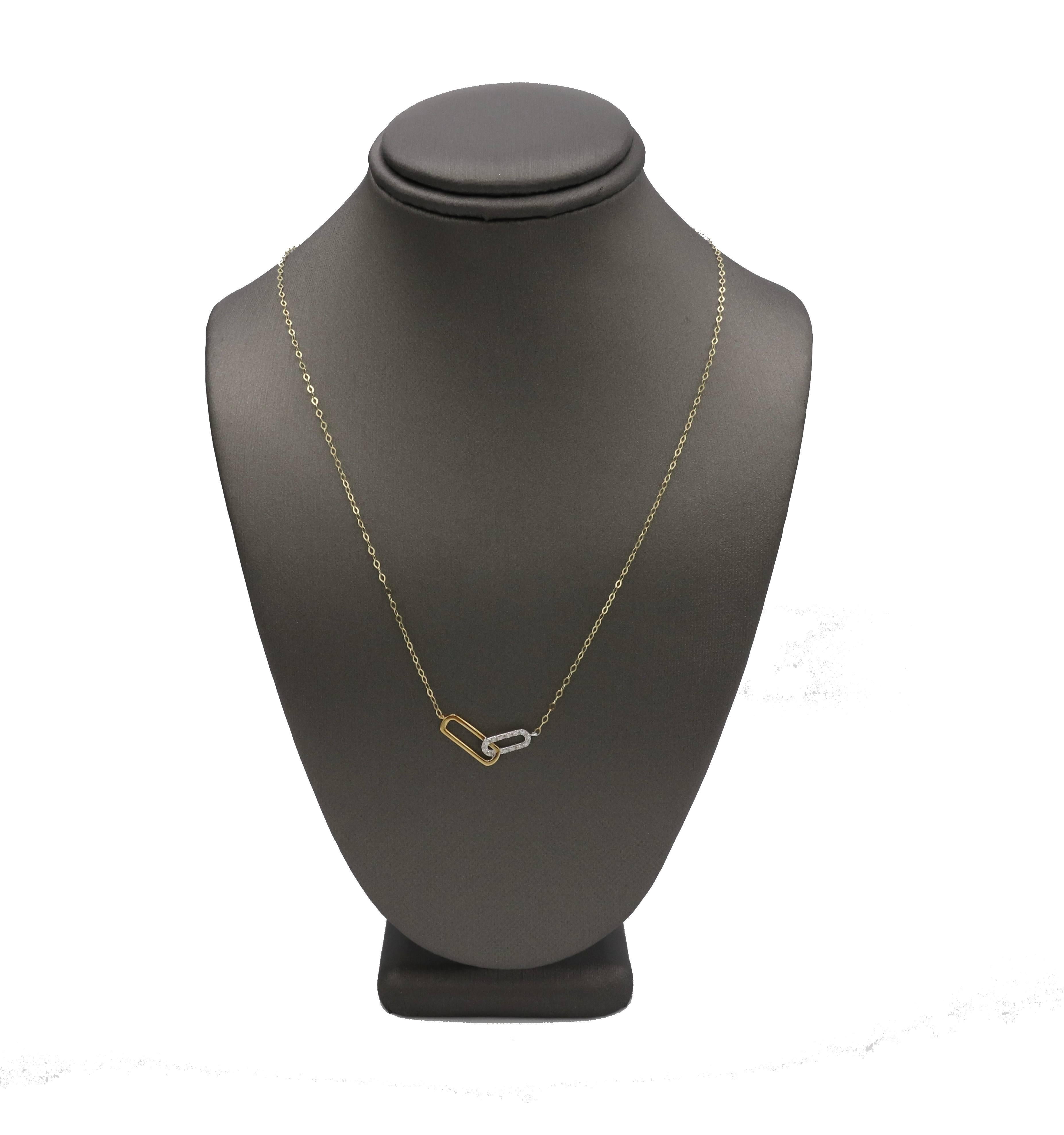 Collier pendentif à maillons en or jaune 14 carats avec diamants naturels 
Métal : or jaune 14k
Poids : 1 gramme
Diamants : Environ 0,06 CTW diamants naturels taille unique H-I SI
Chaîne : 16-17 pouces
Pendentif : 18 x 5mm

