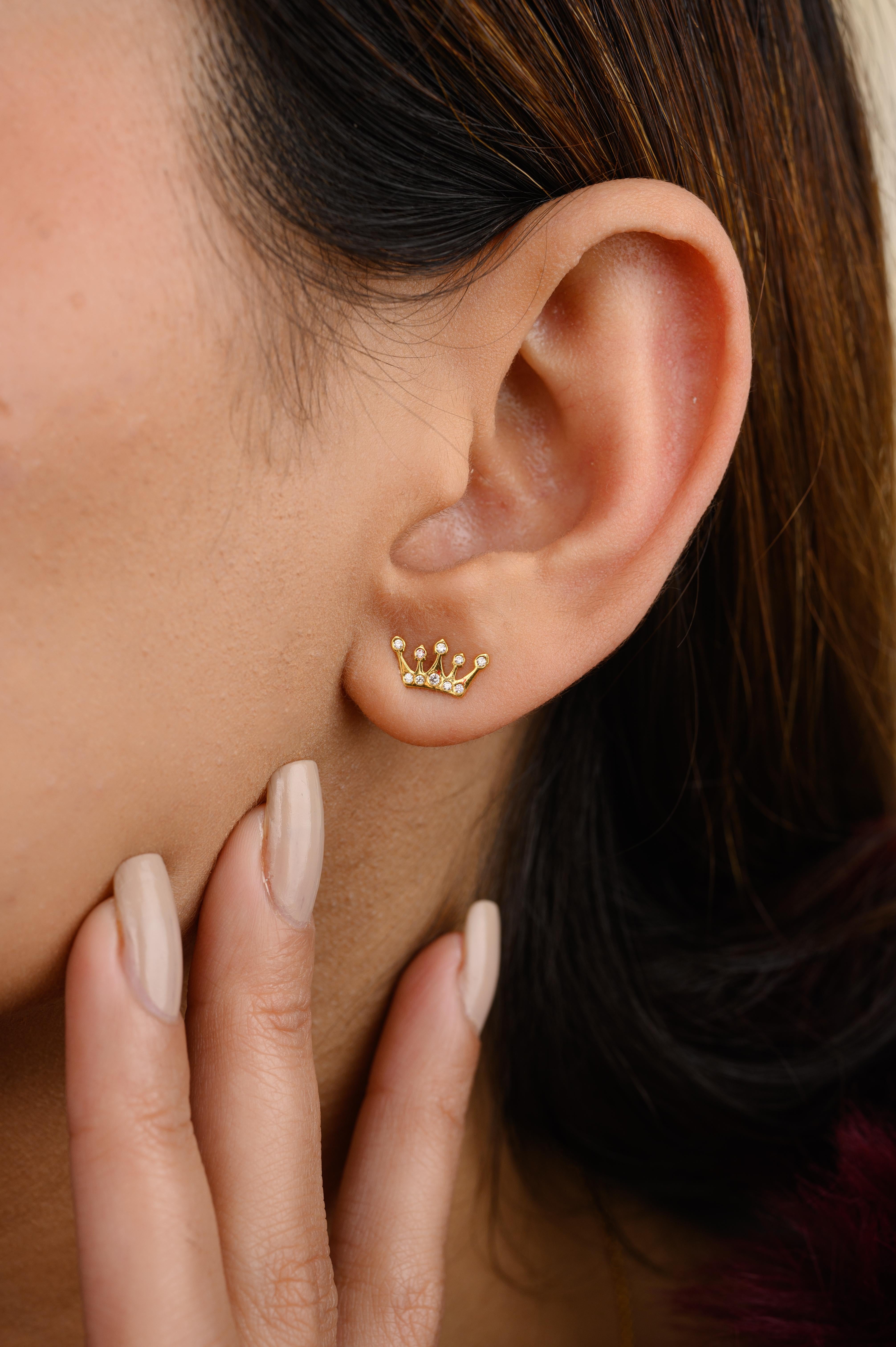 Natural Diamond Crown Stud Earrings in 14K Gold to make a statement with your look. You shall need stud earrings to make a statement with your look. These earrings create a sparkling, luxurious look featuring round cut diamonds.
April birthstone