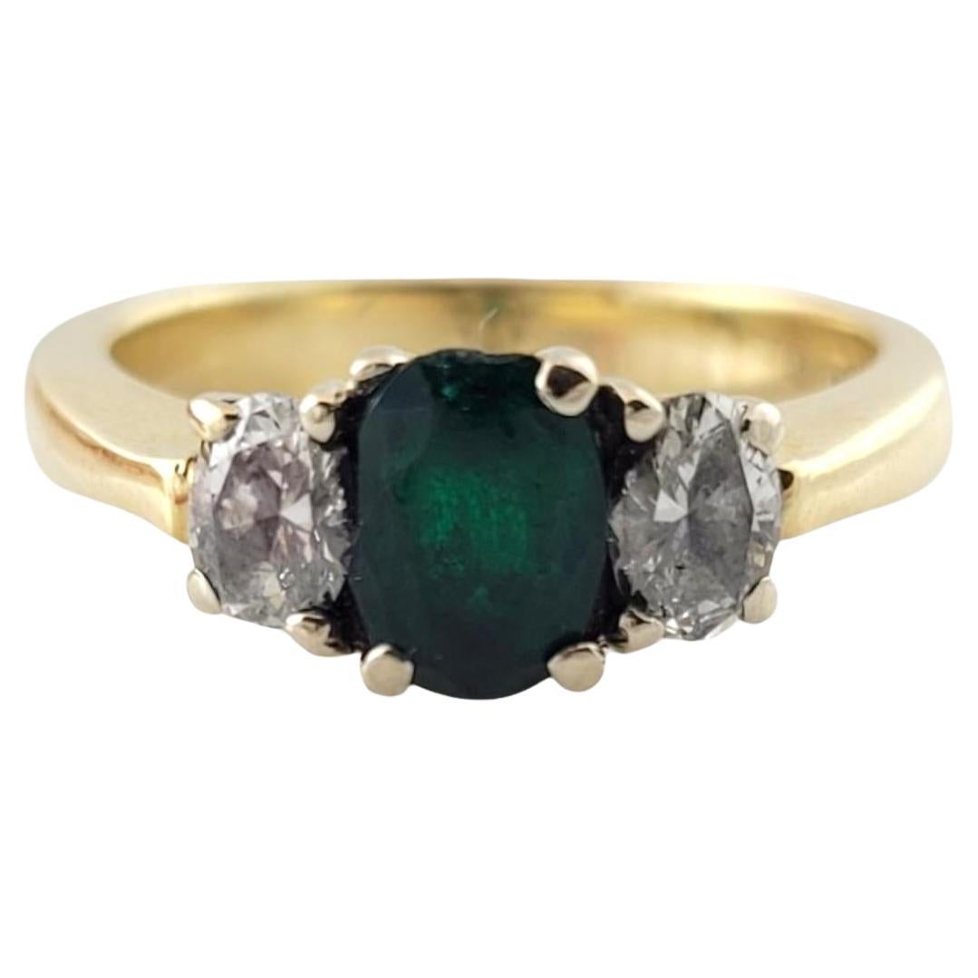 14 Karat Yellow Gold Natural Emerald and Diamond Ring Size 6-6.25 #16455 For Sale