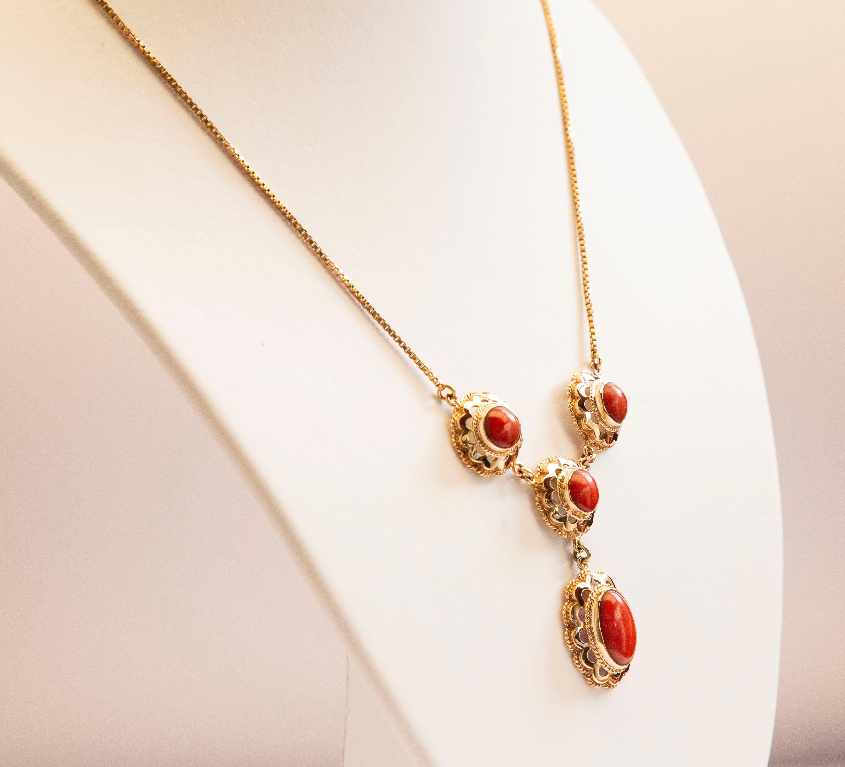 Modern 14 Karat Yellow Gold Necklace with Red Croal Links For Sale