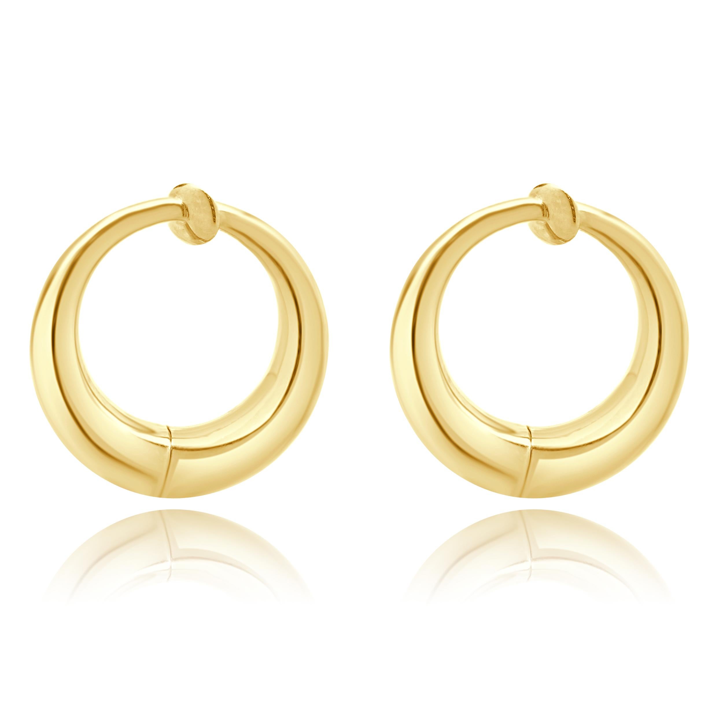 14 Karat Yellow Gold Non Pierced Spring Loaded Hoop Earrings In Excellent Condition For Sale In Scottsdale, AZ