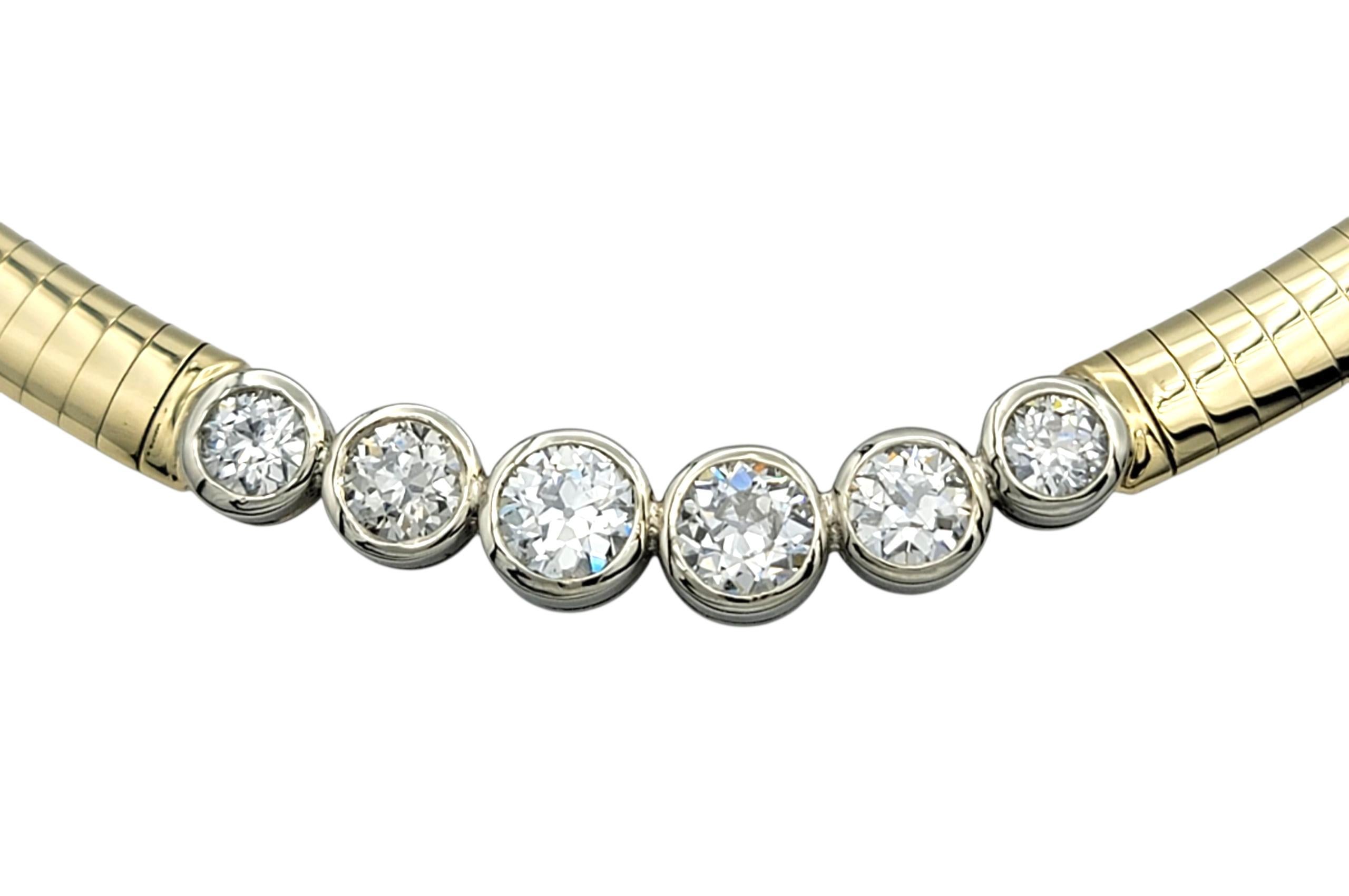 14 Karat Gelbgold Omega-Kette Choker-Halskette mit sechs Diamanten in Lünettenfassung (Zeitgenössisch) im Angebot