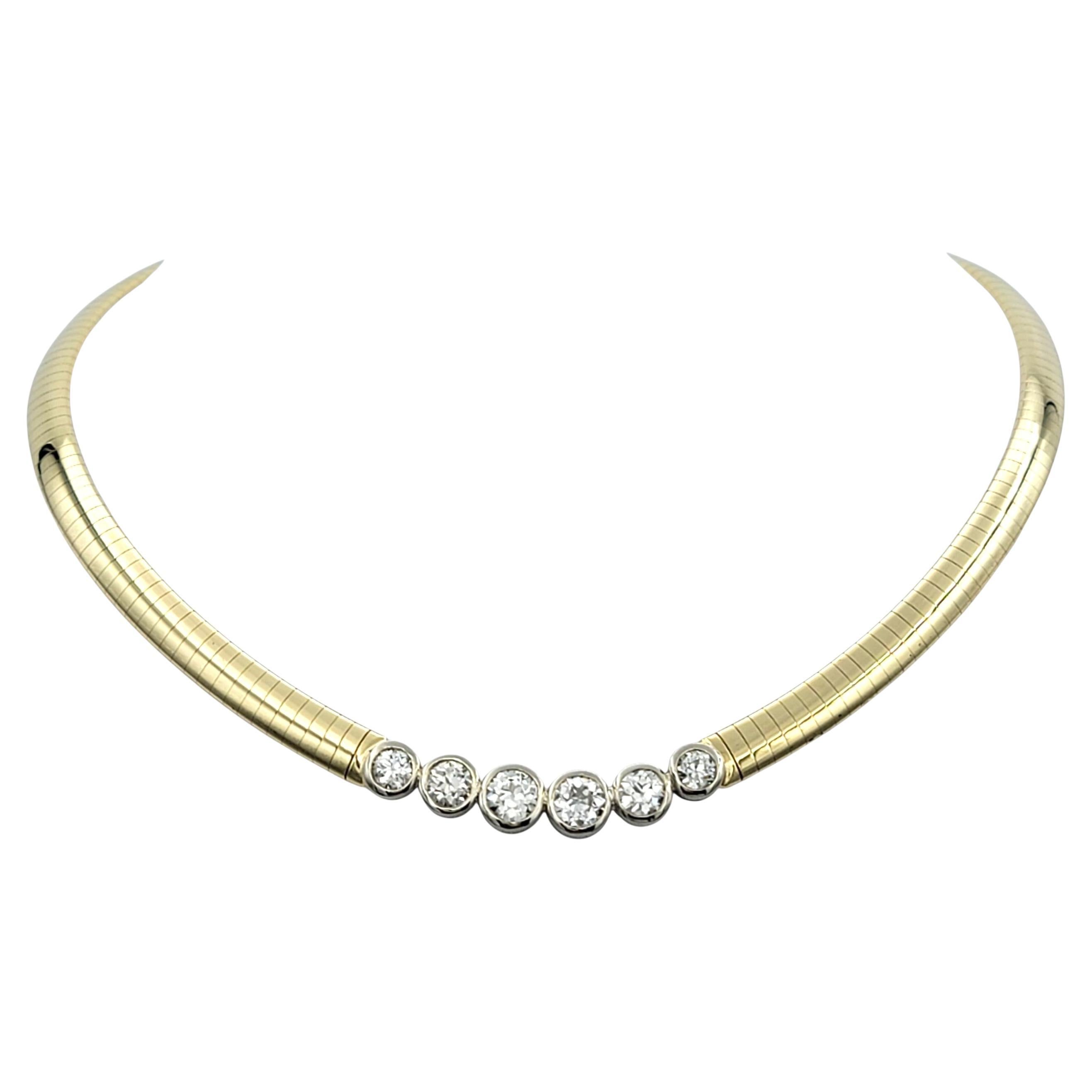 Collana girocollo a catena Omega in oro giallo 14 carati con sei diamanti incastonati