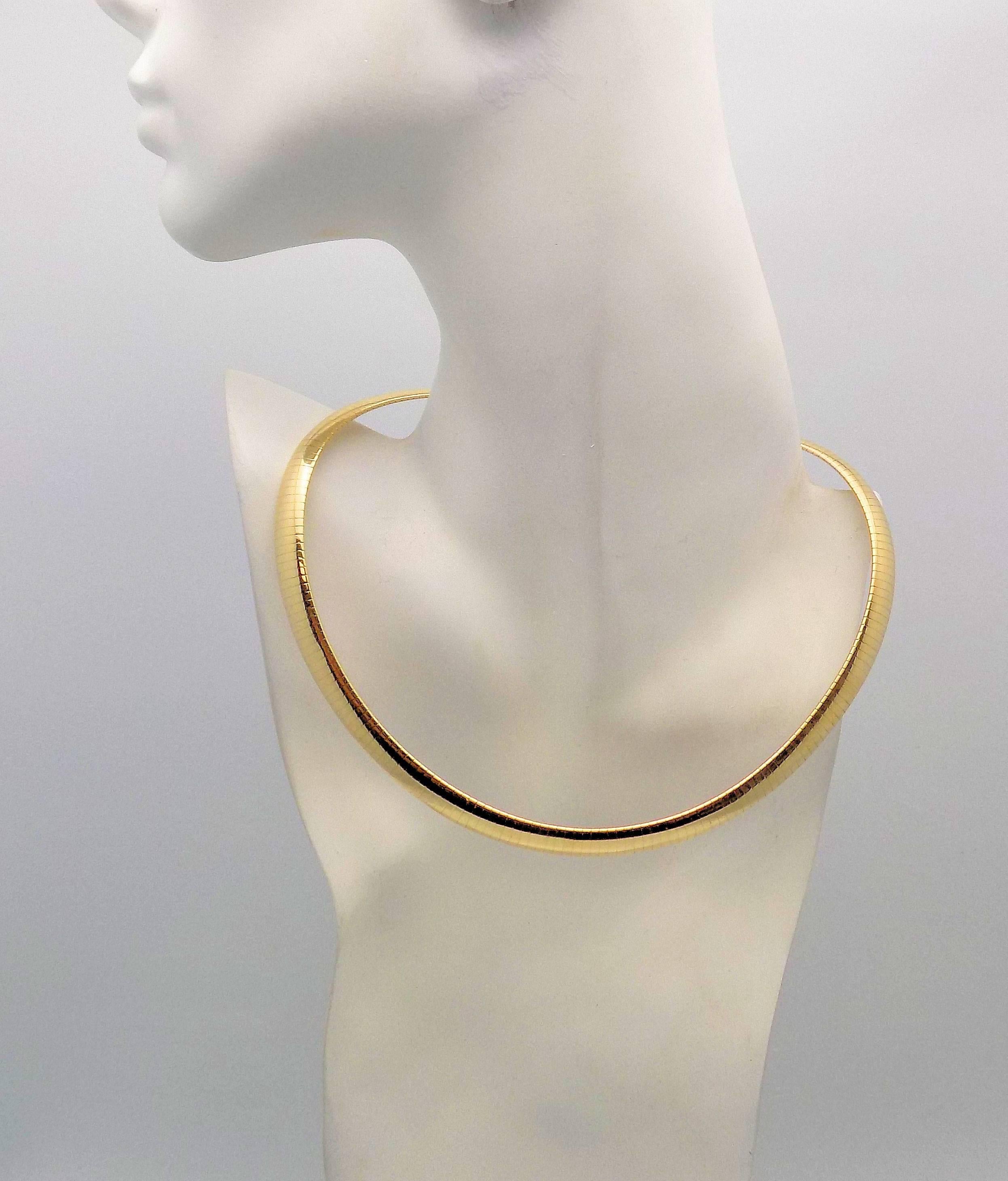 Classic 14 Karat Yellow Gold Omega Collar that is 8 MM wide and 17