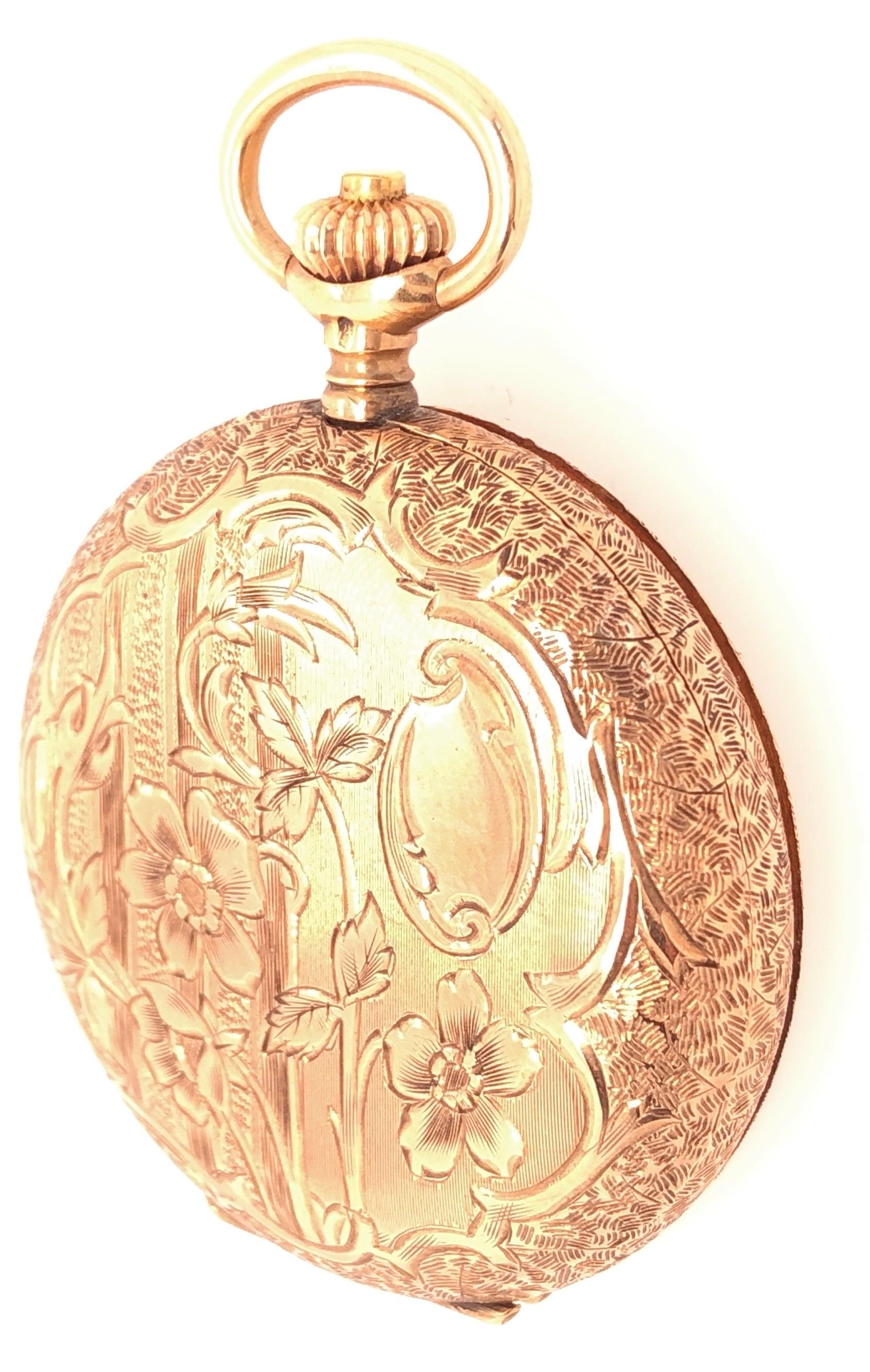 14 Karat Yellow Gold Omega Grand Prix 1900 Pocket Watch. Fine Working Condition. 
14 karat round polished case, white dial marked with Roman numerals, minutes scale, 
