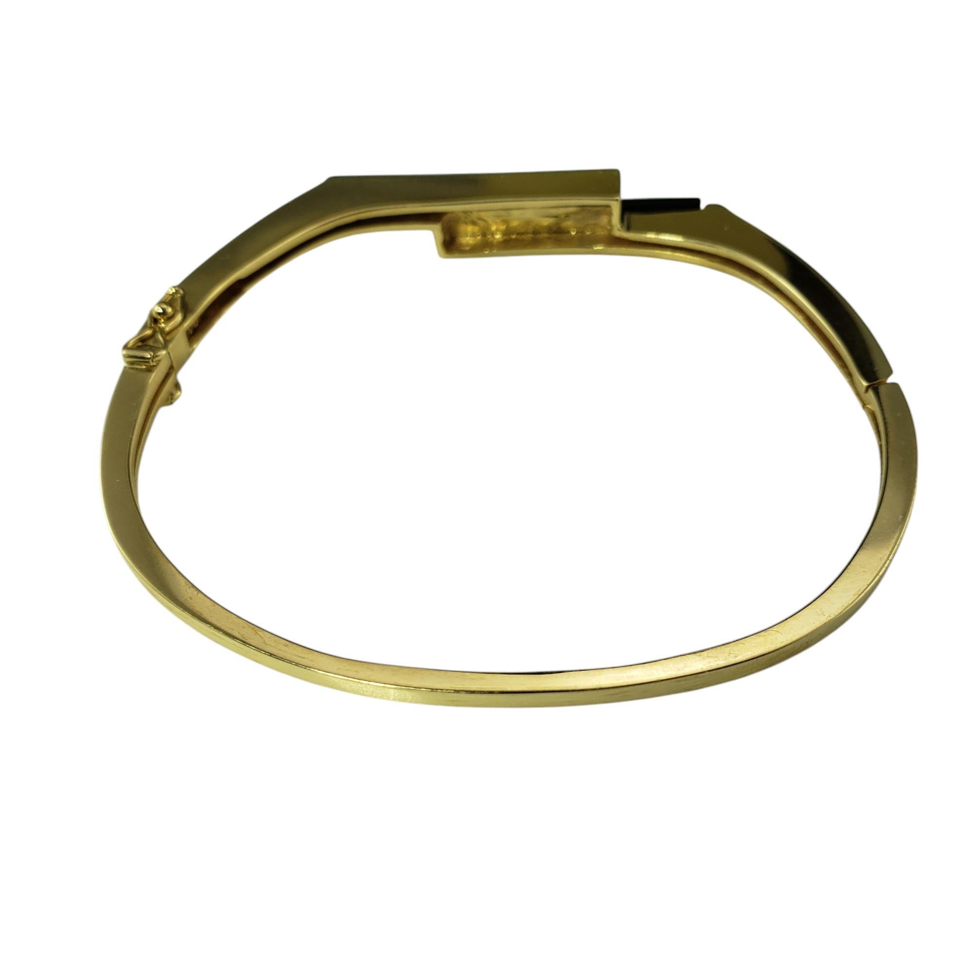 Bracelet jonc croisé en or jaune 14 carats, onyx et diamants n° 19568 Bon état - En vente à Washington Depot, CT