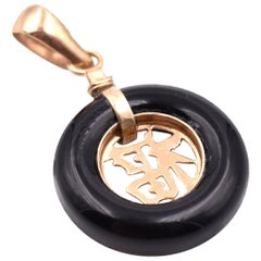 14 Karat Yellow Gold Onyx Asian Style Writing Pendant