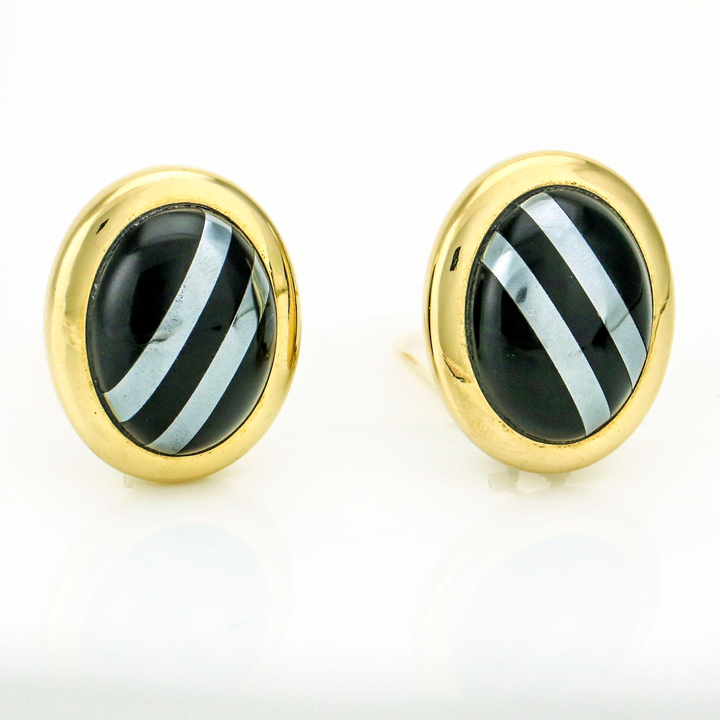 Oval Cut 14 Karat Yellow Gold Onyx Hematite Retro Oval Stud Earrings For Sale