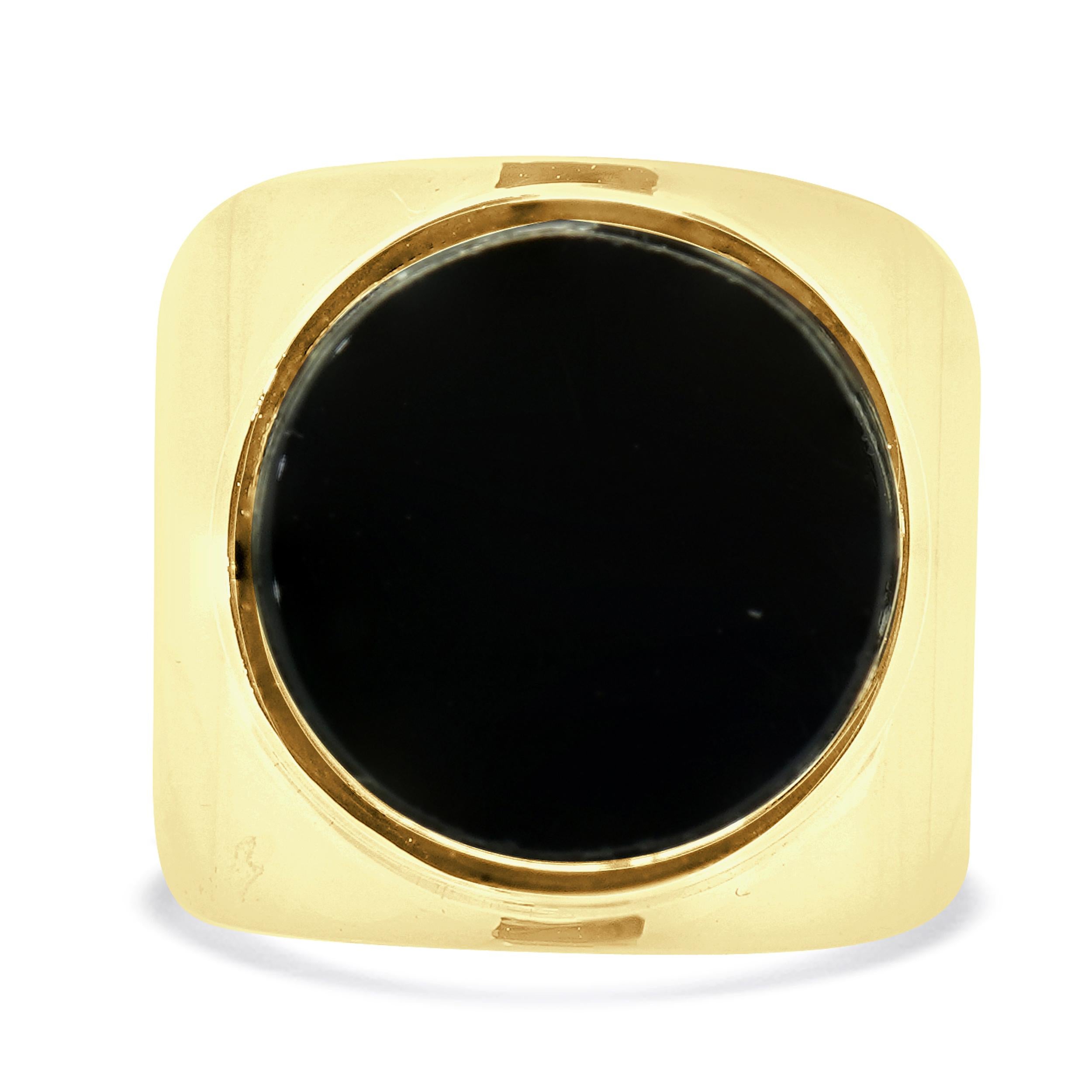 Anello in oro giallo 14 carati con onice in vendita