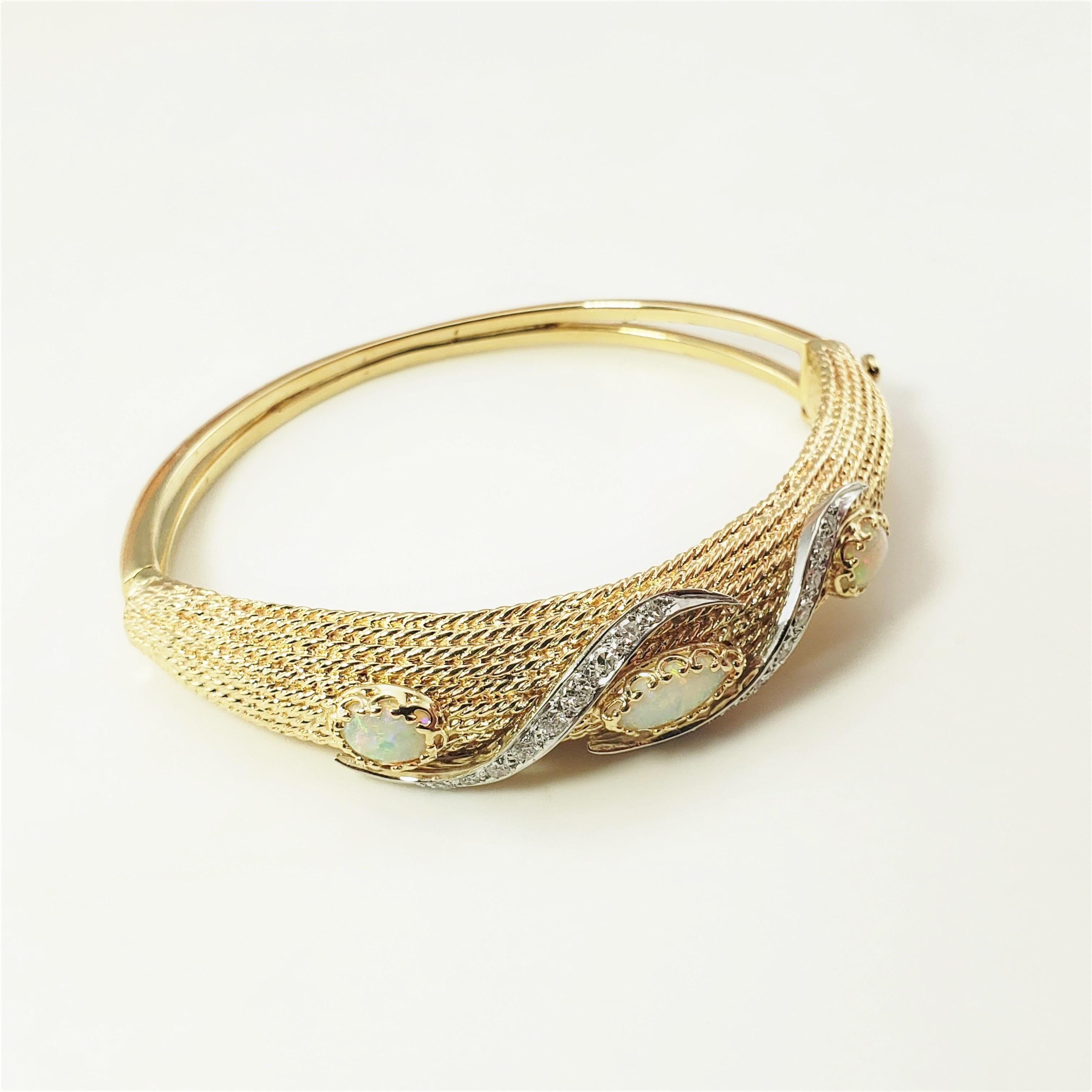 14 Karat Yellow Gold Opal and Diamond Bangle Bracelet In Good Condition In Washington Depot, CT