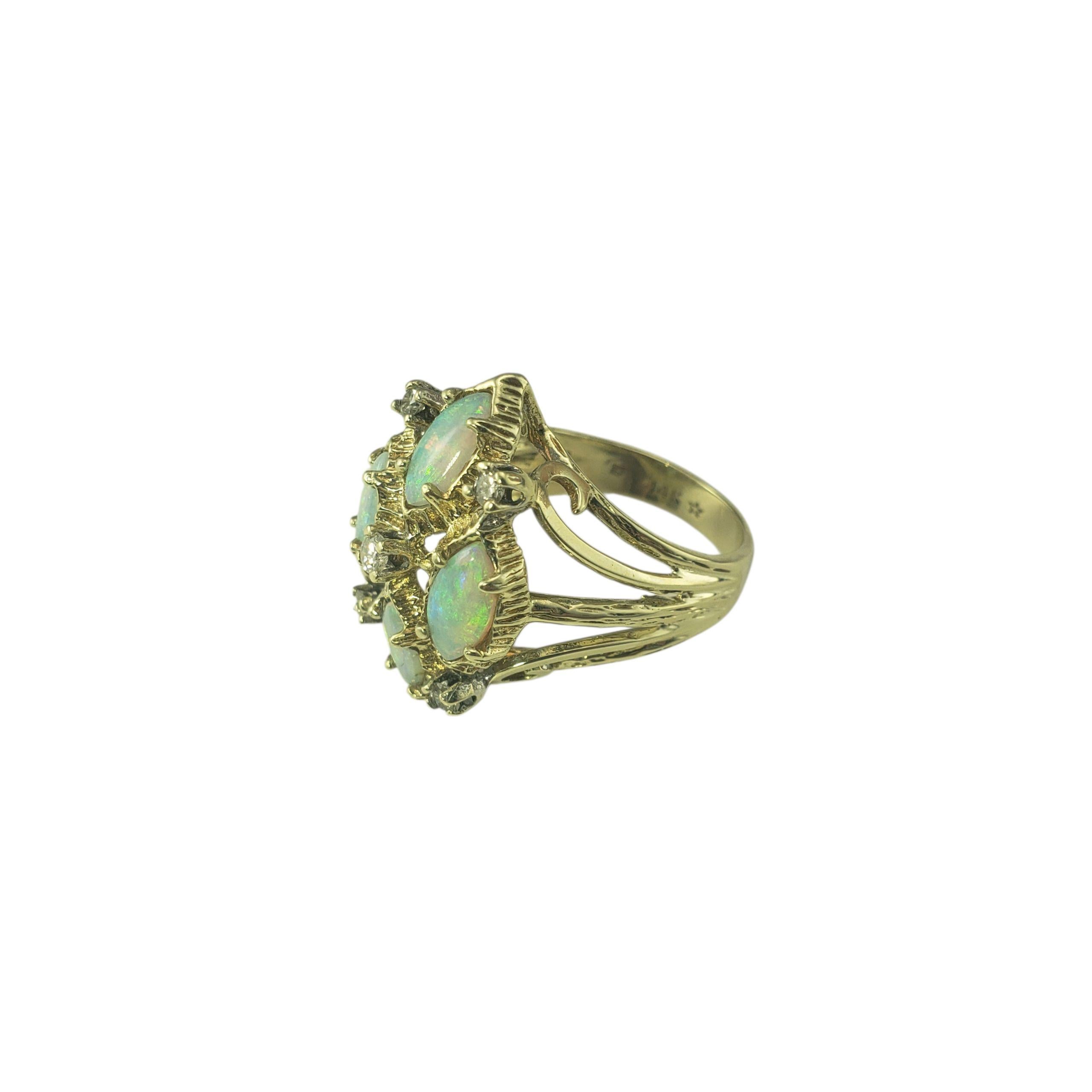 Anillo de oro amarillo de 14 quilates con ópalo y diamantes talla 7 #22564 Corte brillante en venta