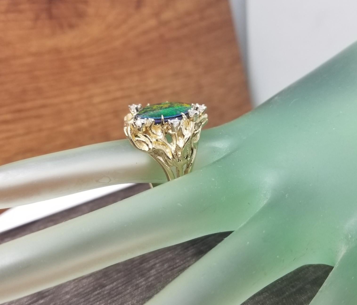 Ring aus 14 Karat Gelbgold mit Opal „Doublet“ und Diamant im Angebot 1