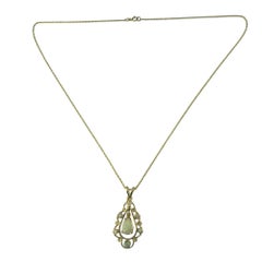 14 Karat Yellow Gold Opal Pendant Necklace #19651