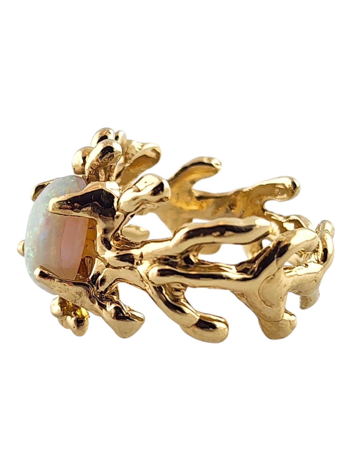 14 Karat Yellow Gold Opal Twig Ring Size 7.5

This beautiful ring features a stunning white opal stone set in a 14K yellow gold twig themed band!

Ring size: 7.5
Shank: 9.9mm
Front: 17.5mm X 22.4mm X 6.19mm

Weight: 9.4 g/ 6.04 dwt

Tested 14K

Very