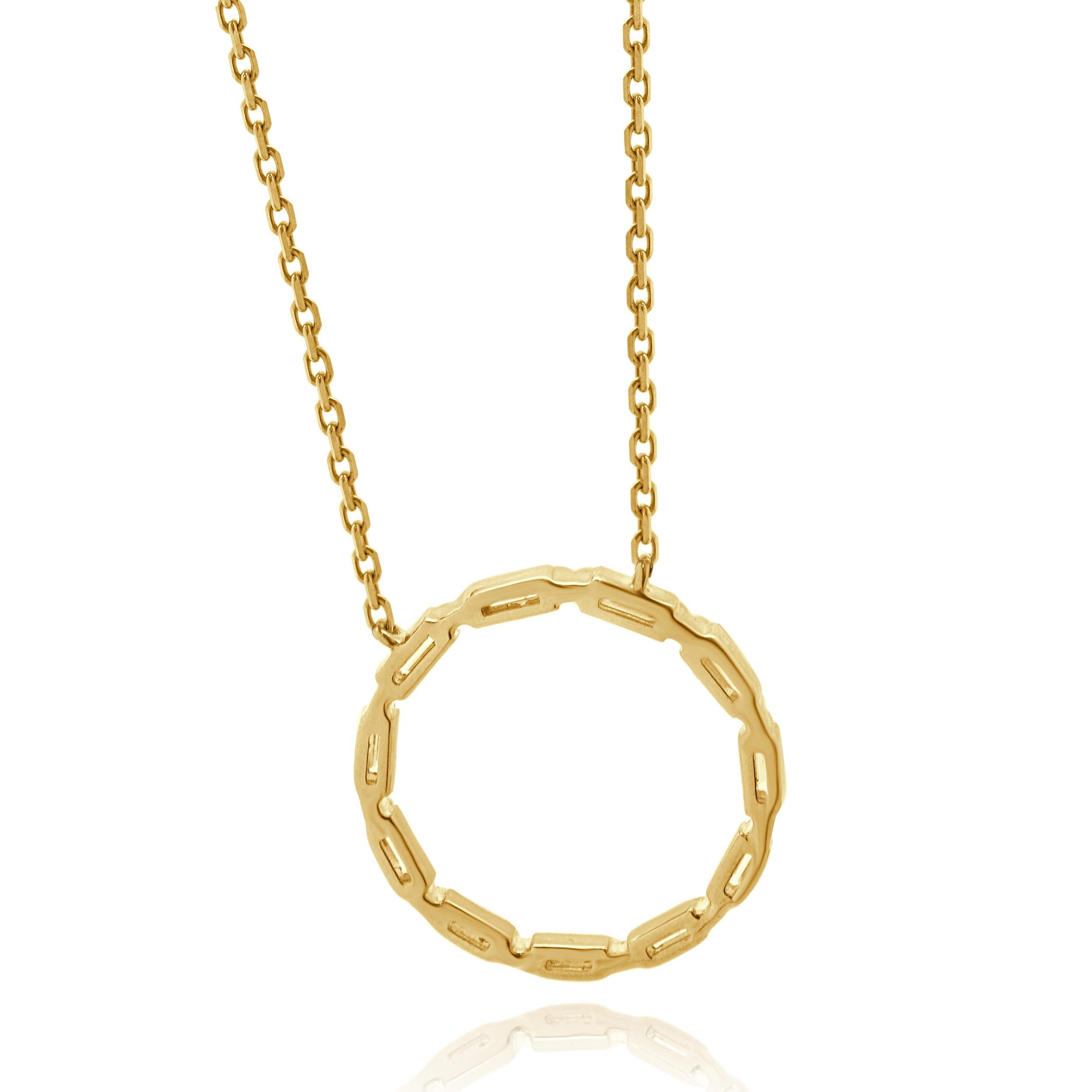 Taille émeraude Collier cercle ouvert en or jaune 14 carats avec diamants en vente