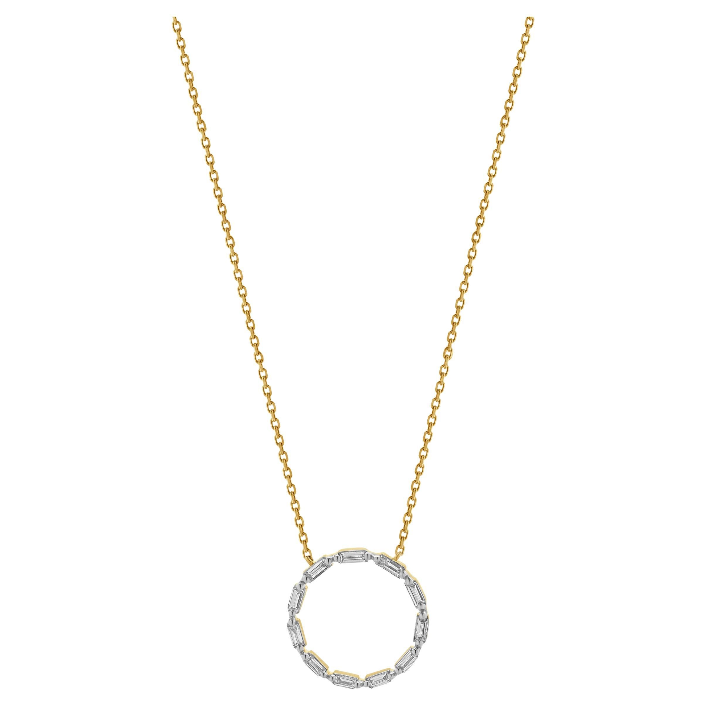 Collier cercle ouvert en or jaune 14 carats avec diamants en vente