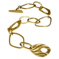  14 Karat Yellow Gold Open Pebble Link Bracelet with Toggle Closure by K.MITA 