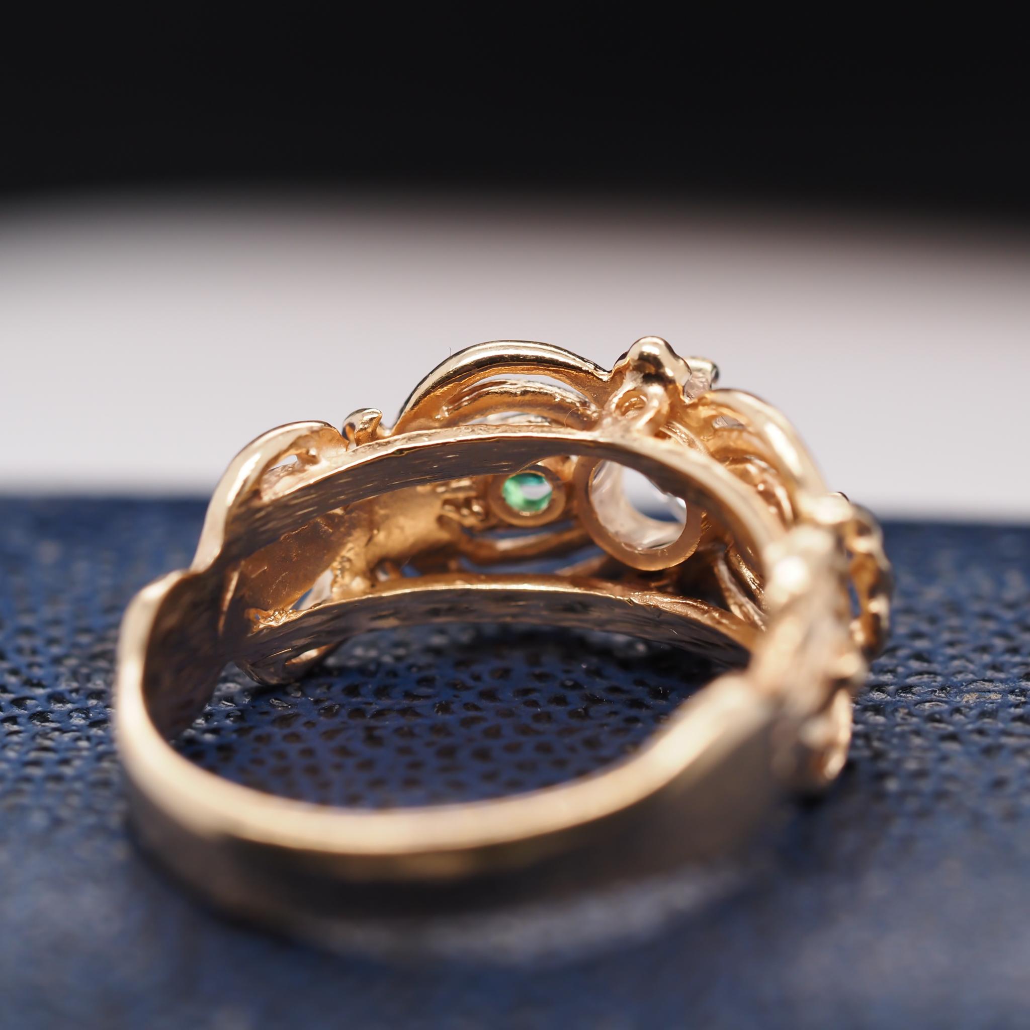14 Karat Yellow Gold Ornate Old Mine Diamond and Emerald Engagement Ring In Good Condition For Sale In Atlanta, GA