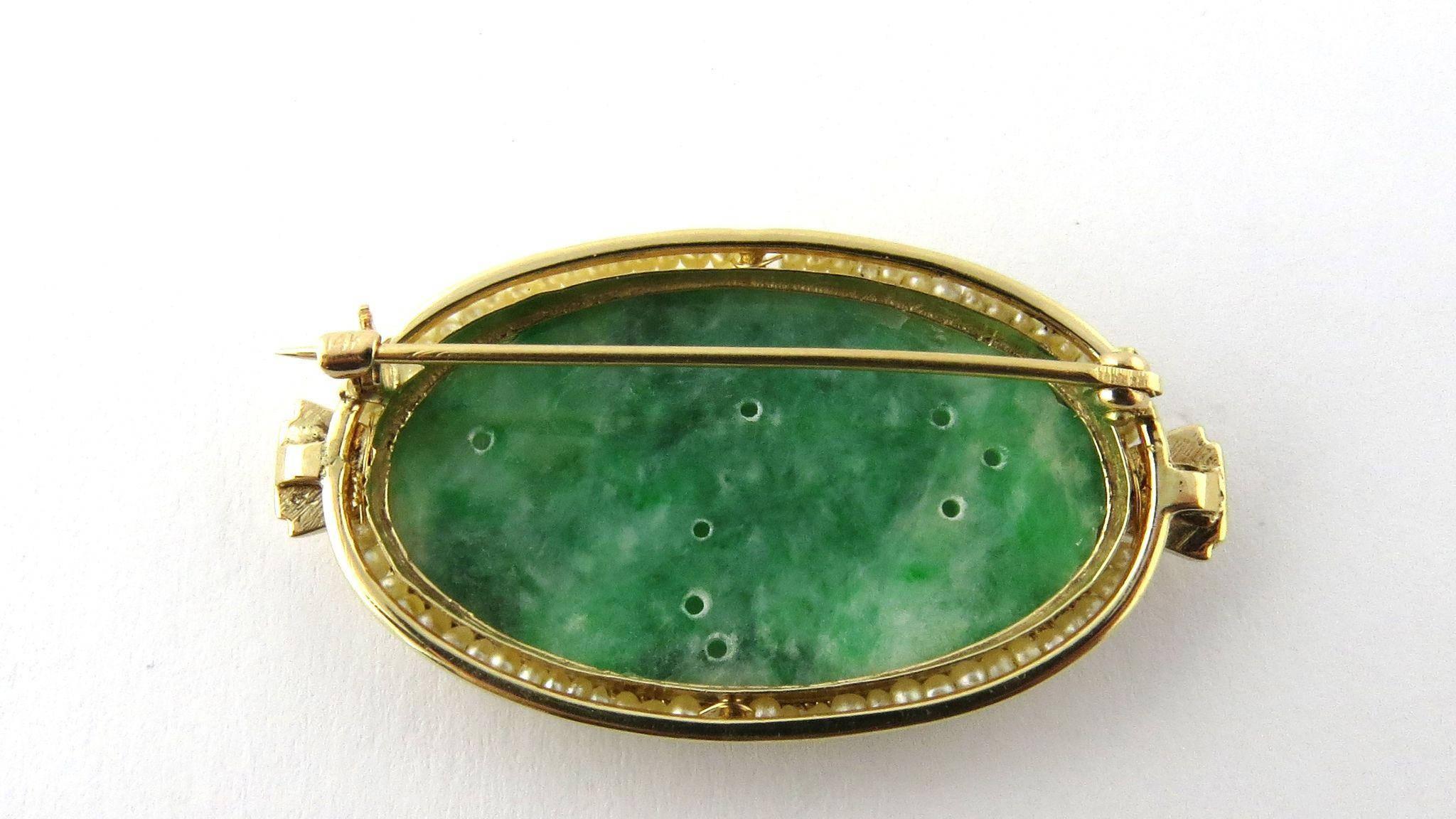 14 Karat Yellow Gold Oval Brooch Pin with Carved Jade and Seed Pearls In Excellent Condition In Washington Depot, CT