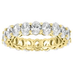 Bague d'éternité ovale en or jaune 14 carats avec diamants de 4 carats