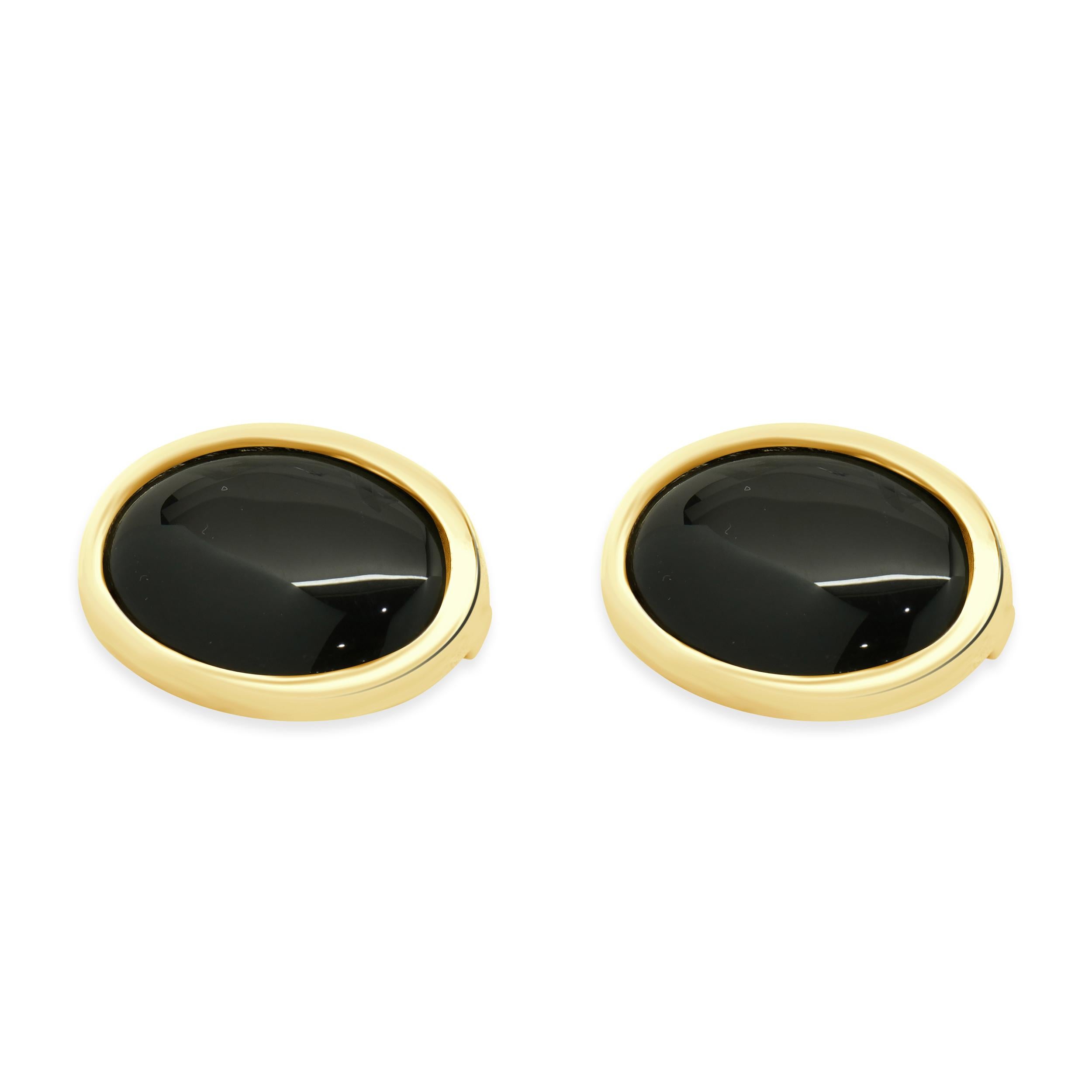 Concepteur : personnalisé
Matériau : Or jaune 14K
Dimensions : les boucles d'oreilles mesurent 21,32 mm x 16,28 mm.
Poids : 6,90 grammes
