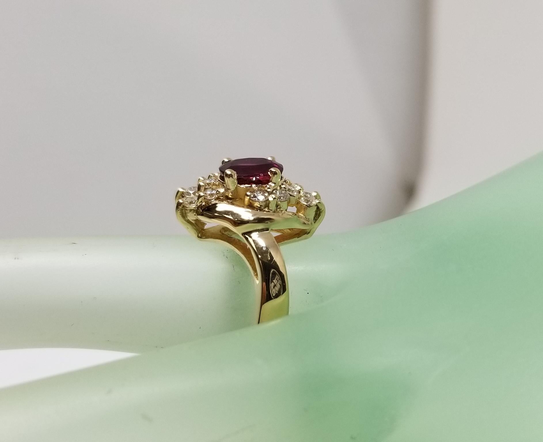 14 Karat Yellow Gold Oval Ruby Diamond Ring For Sale 2