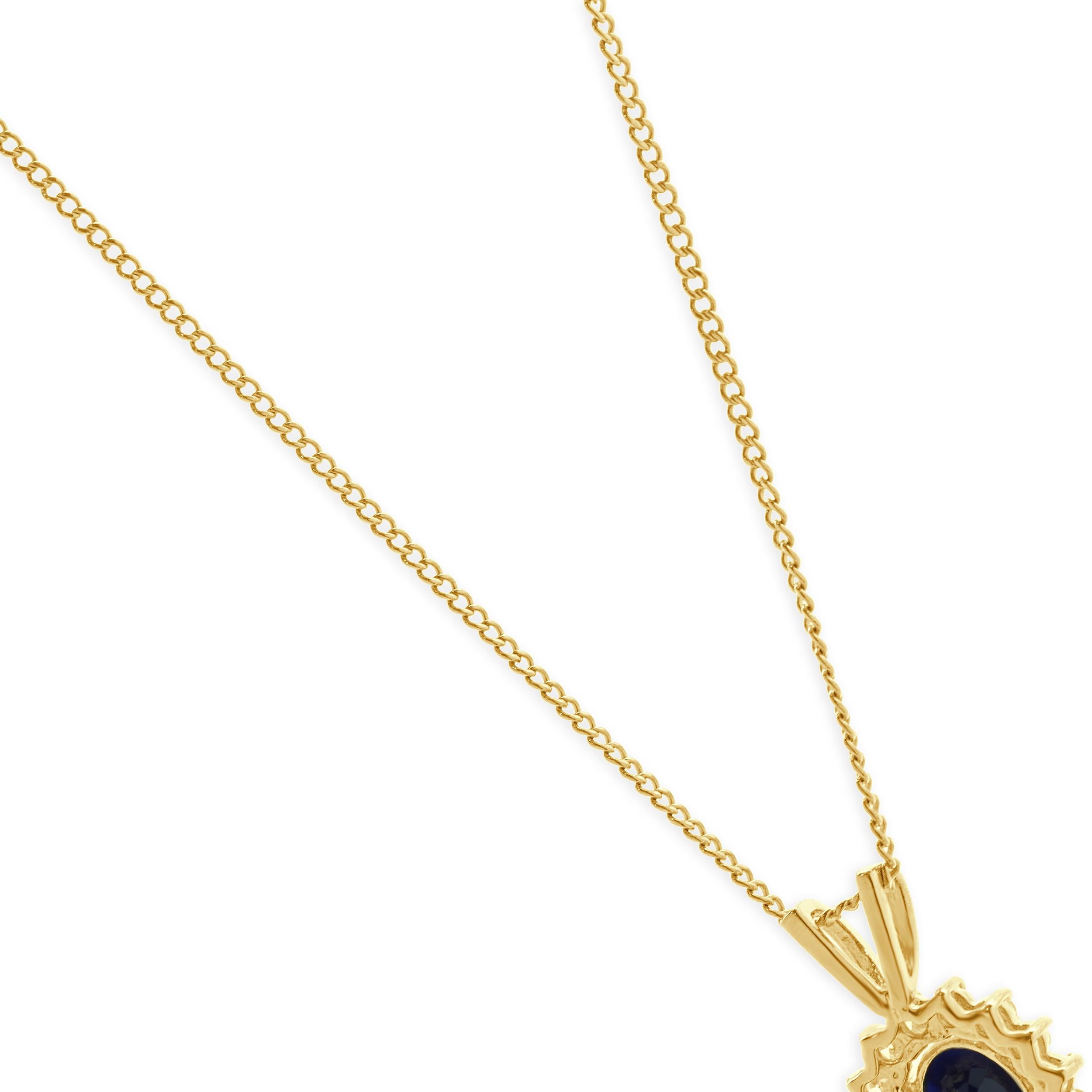 14 Karat Gelbgold Oval Saphir und Diamant Halskette im Zustand „Hervorragend“ im Angebot in Scottsdale, AZ