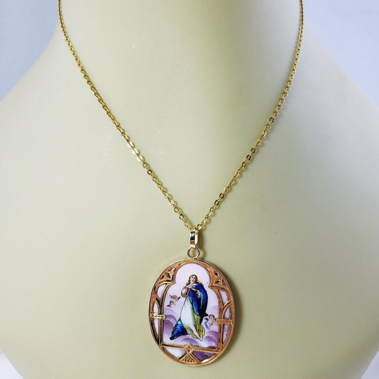 14 Karat Yellow Gold Painted Virgin Mary Pendant For Sale at 1stDibs