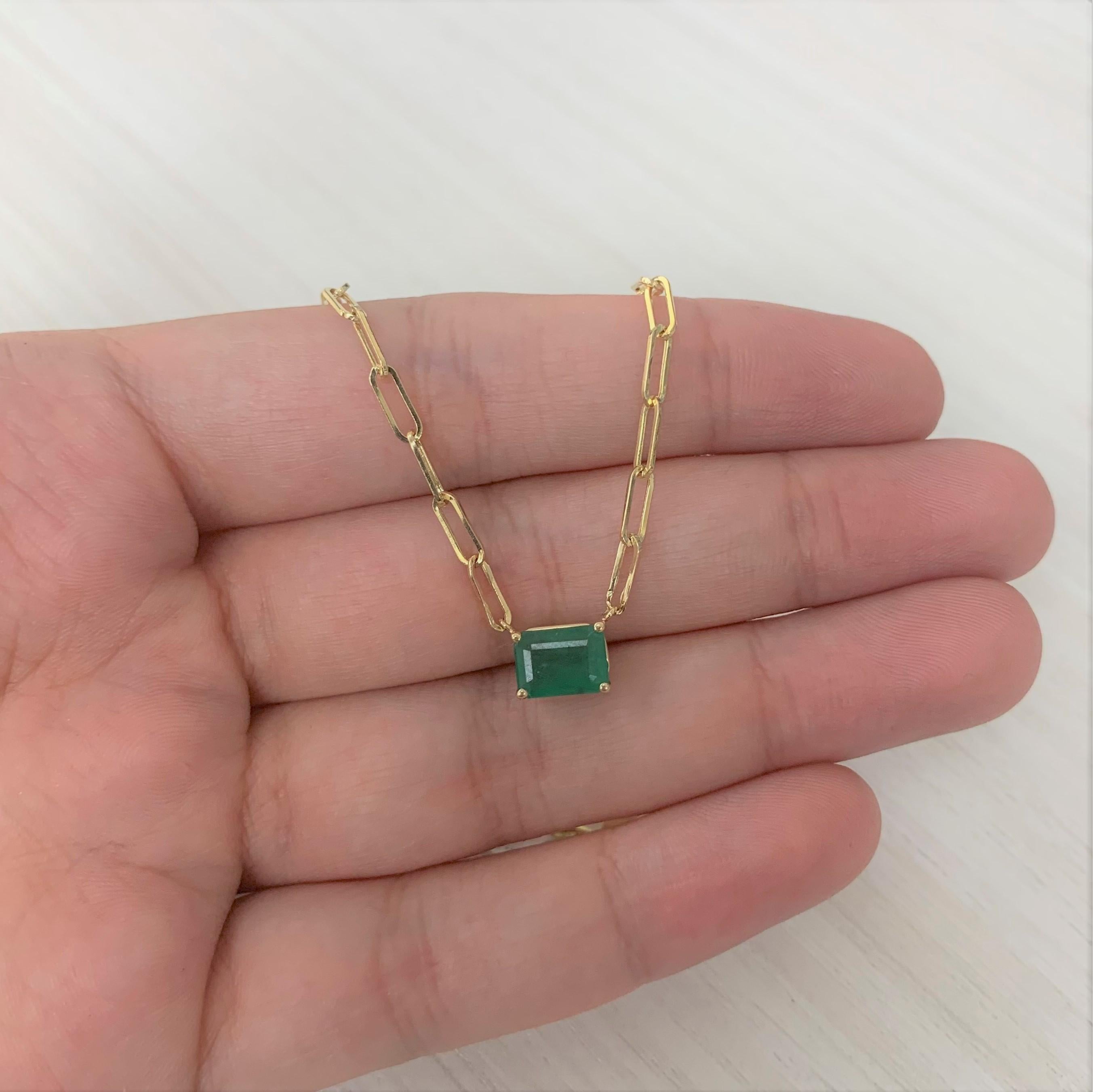 Emerald Cut 14 Karat Yellow Gold Paperclip Link Chain Green Emerald Pendant Necklace