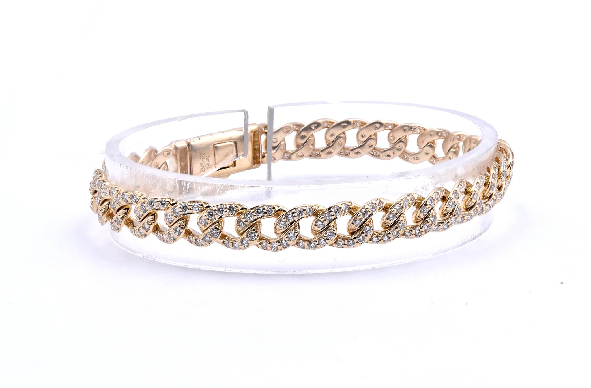 Material: 14K yellow gold
Diamonds: 316 round cut = 2.74cttw
Color: G
Clarity: VS
Dimensions: bracelet will fit up to a 7.5-inch wrist
Weight: 15.99 grams
