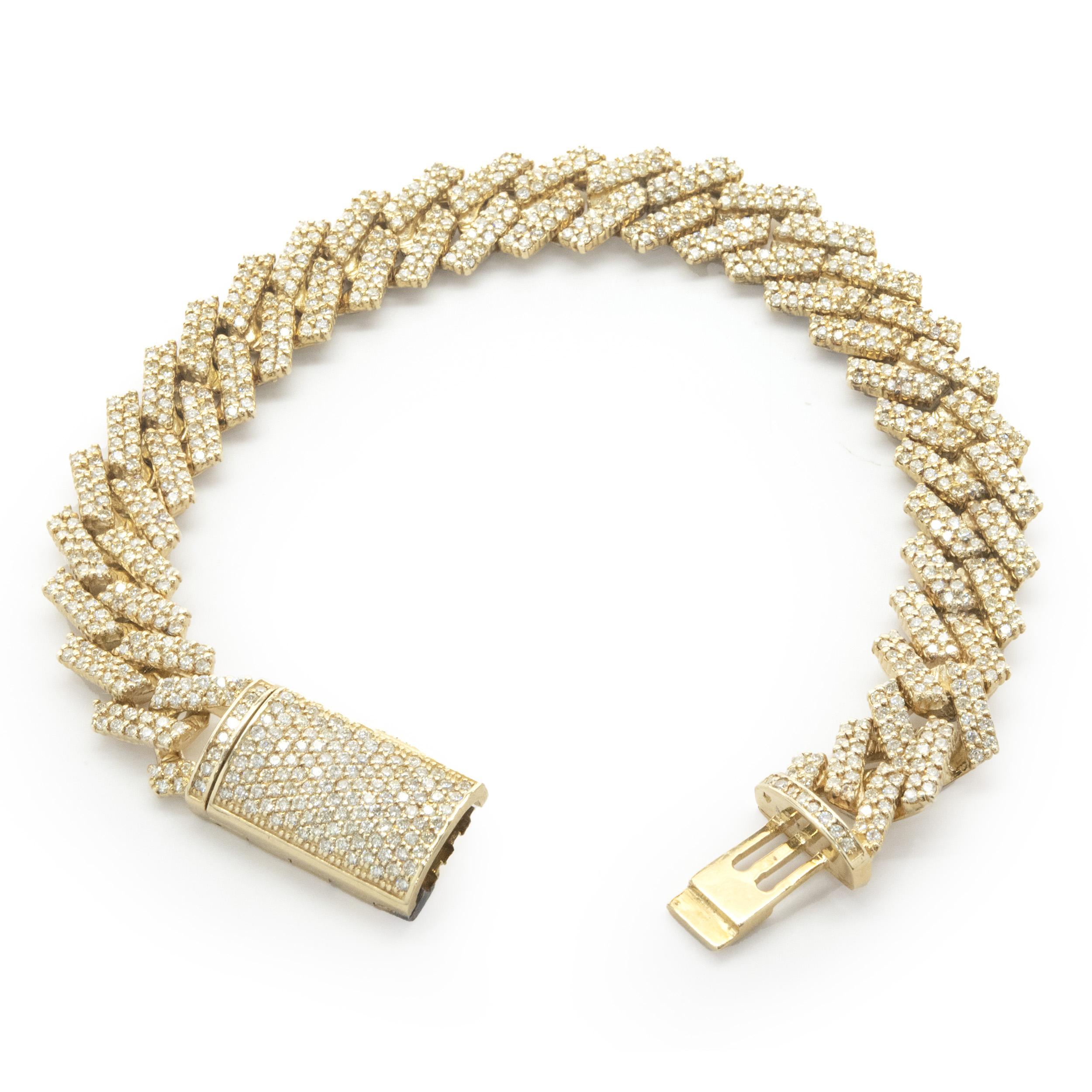 14 Karat Yellow Gold Pave Diamond Miami Cuban Link Bracelet In Excellent Condition For Sale In Scottsdale, AZ