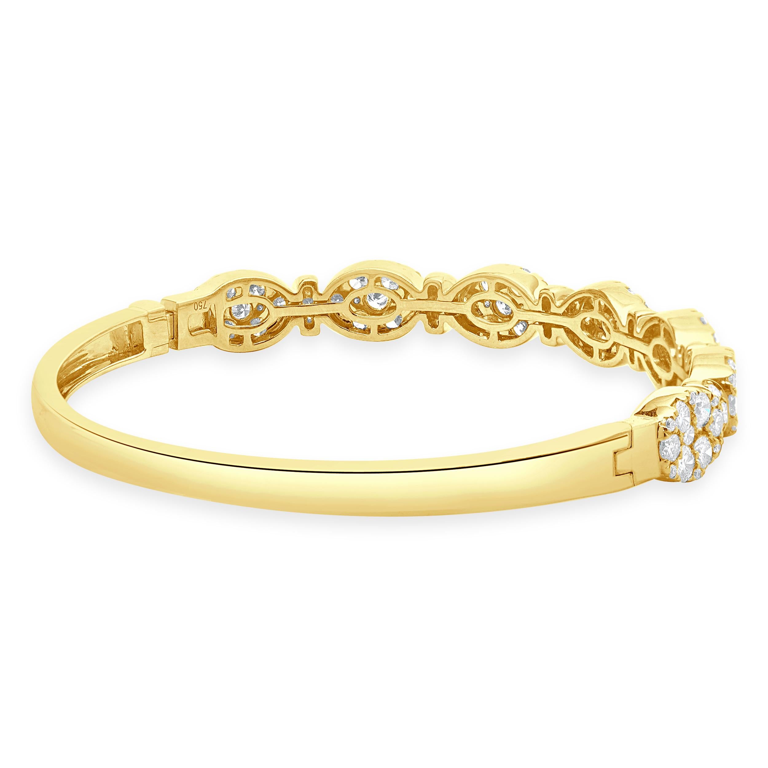 Taglio rotondo Bracciale in oro giallo 18 carati con pavé di diamanti a forma multipla in vendita