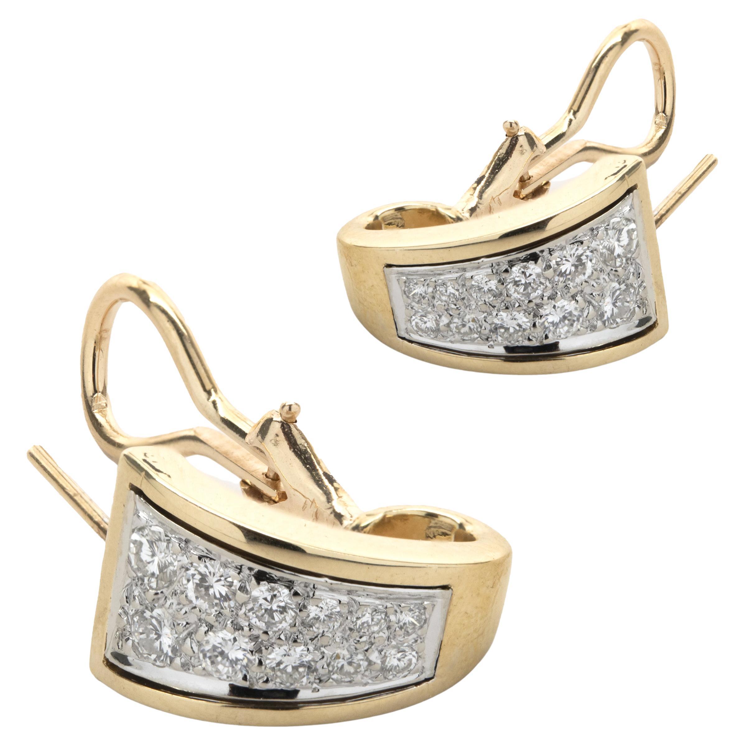Material: 14 Karat Gelbgold
Diamant: 22 runde Diamanten im Brillantschliff = 0,50cttw
Farbe: G
Klarheit: SI1
Abmessungen: Ohrringe haben einen Durchmesser von ca. 16 x 10 mm
Vertiefungen: Stift mit Omega-Rückseite
Gewicht: 7,88 Gramm
