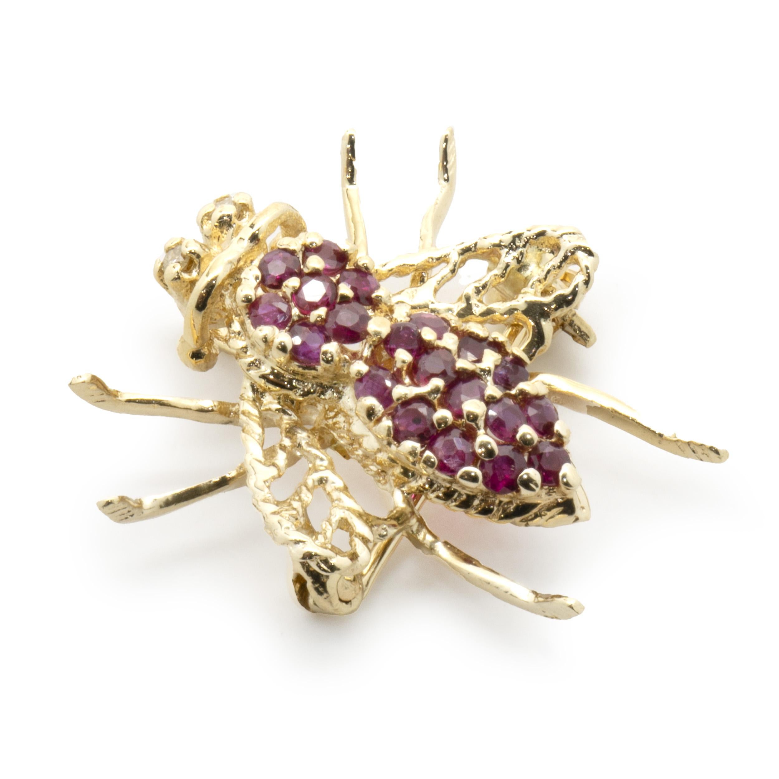 14 Karat Yellow Gold Pave Ruby and Diamond Bee Pin In Excellent Condition For Sale In Scottsdale, AZ