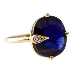 Anillo de pavo real de oro amarillo de 18 quilates con zafiro natural y diamante