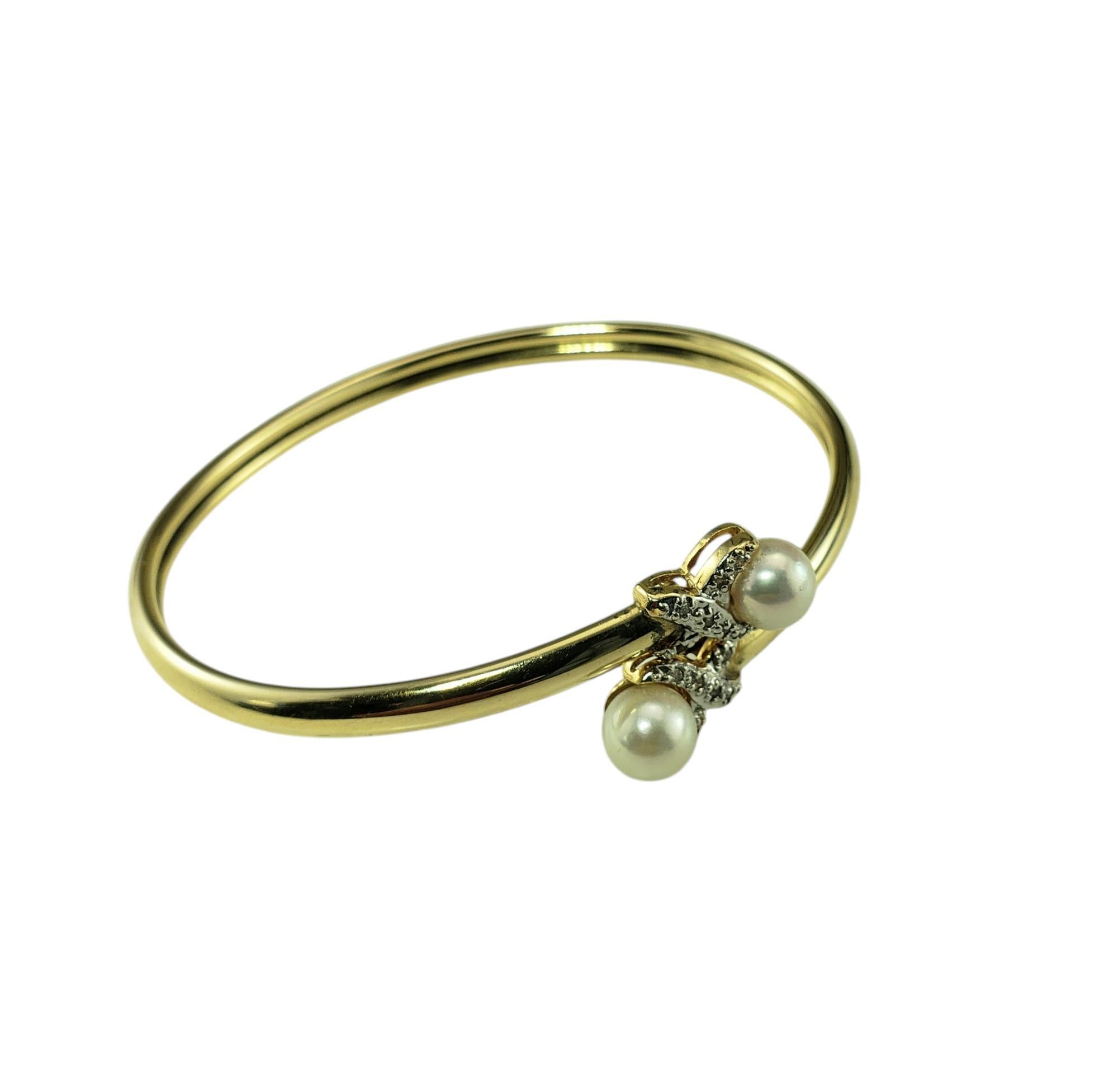 Contemporary 14 Karat Yellow Gold Pearl and Diamond Bangle Bracelet #19741 For Sale