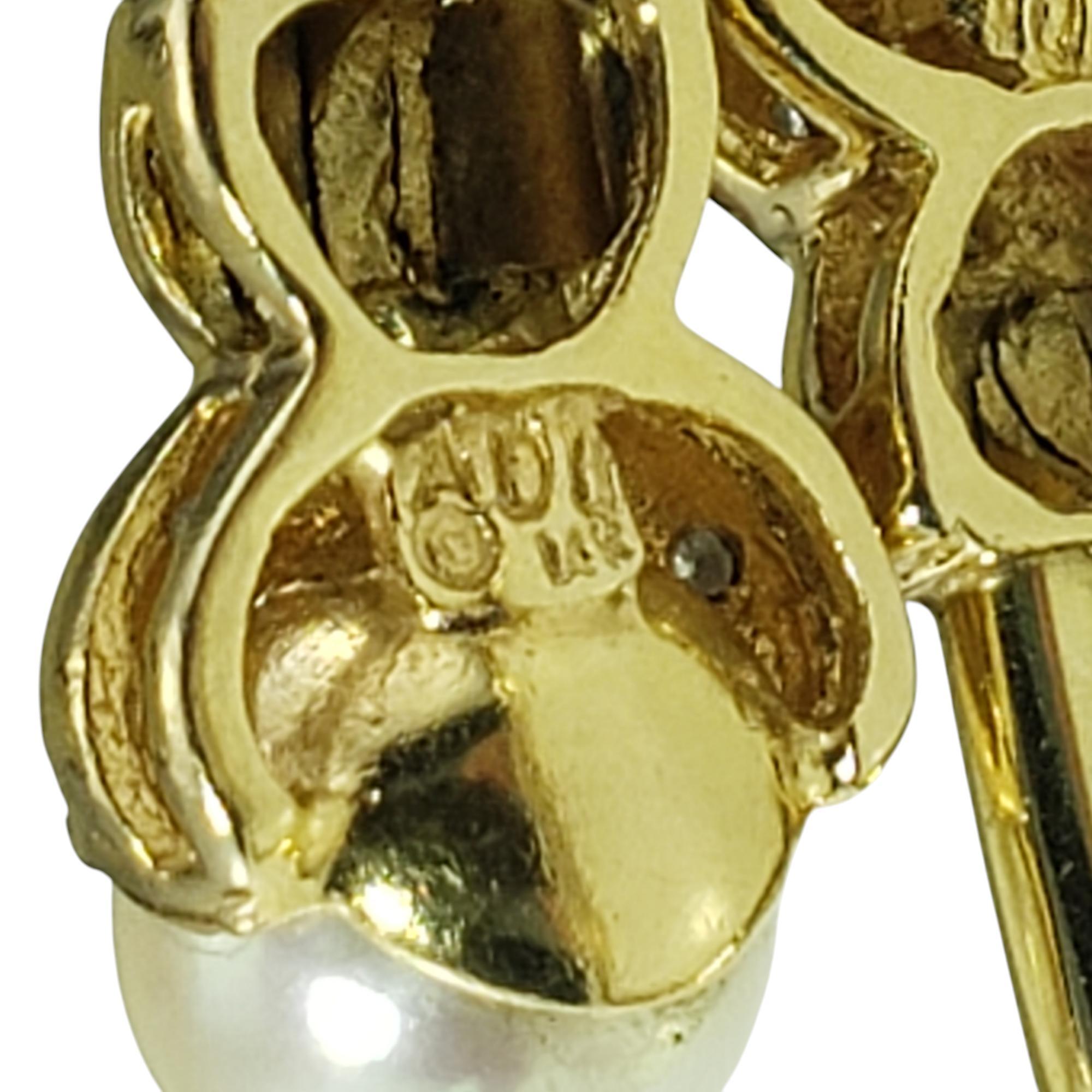 14 Karat Yellow Gold Pearl and Diamond Bangle Bracelet #19741 In Good Condition For Sale In Washington Depot, CT