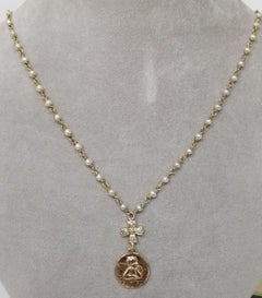 14 Karat Gelbgold Perlen und Diamanten Kreuz-Medaillon Halskette