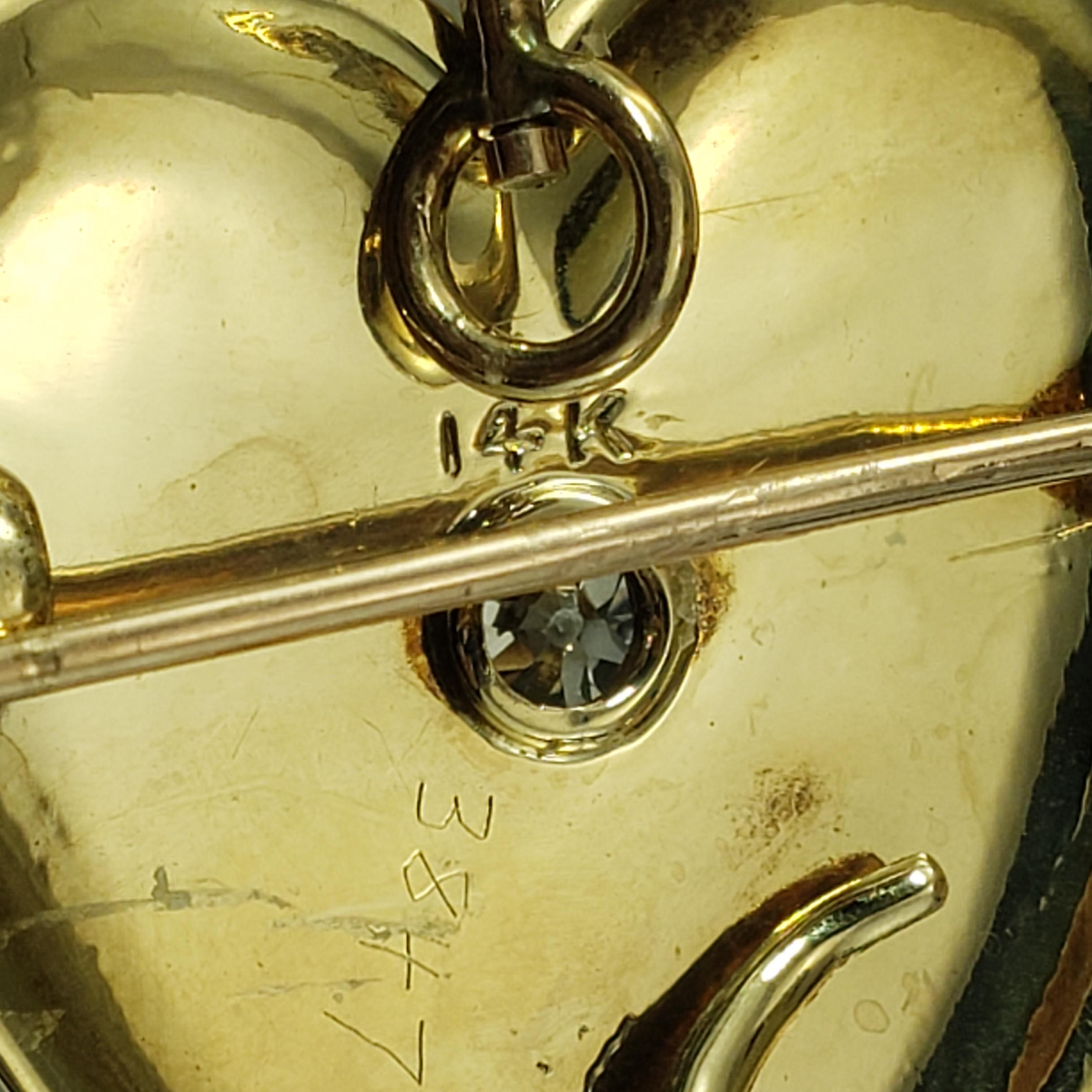14 Karat Yellow Gold Pearl and Diamond Crowned Heart Brooch/Pin #19750 In Good Condition For Sale In Washington Depot, CT