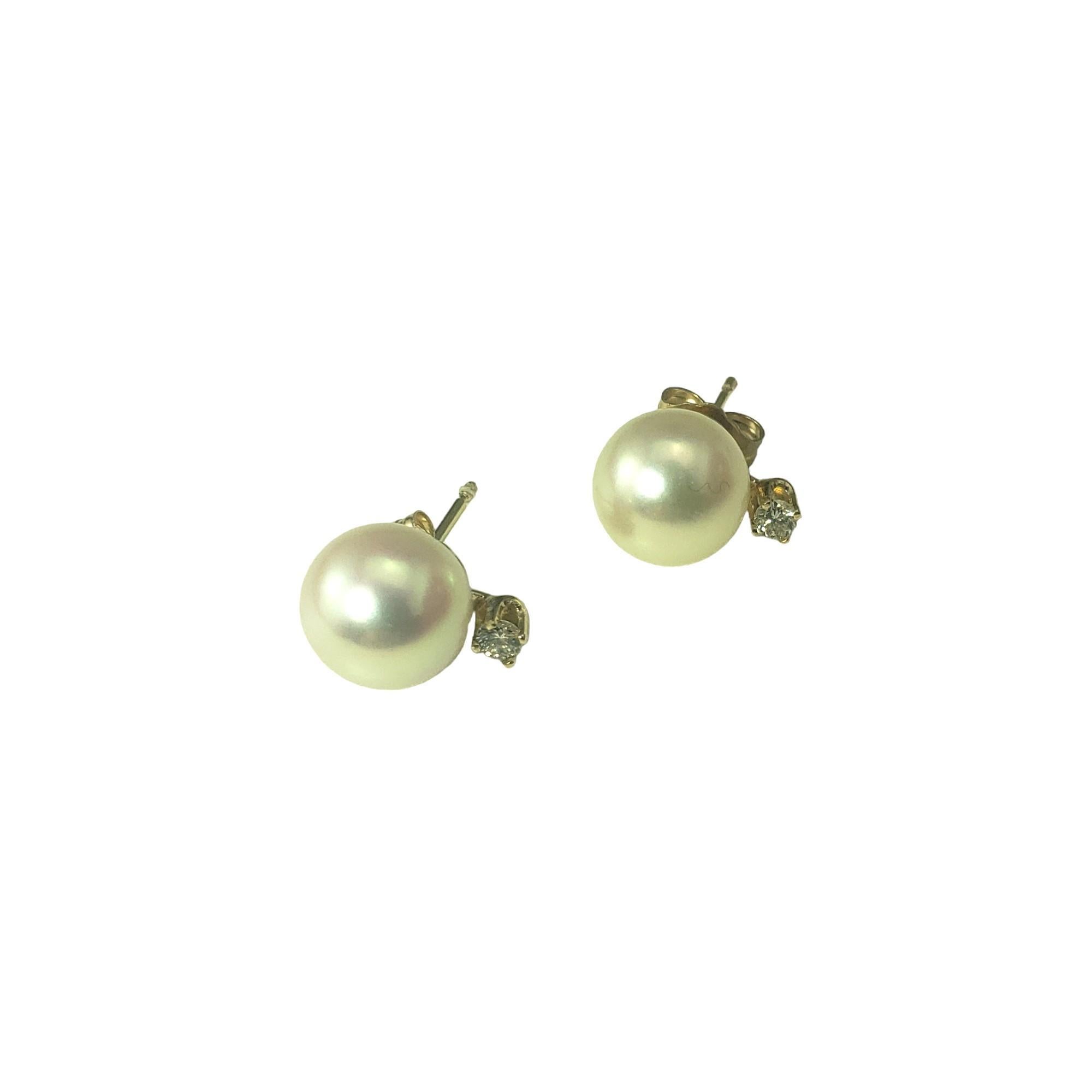 14 Karat Yellow Gold Pearl and Diamond Earrings #16724 In Good Condition For Sale In Washington Depot, CT