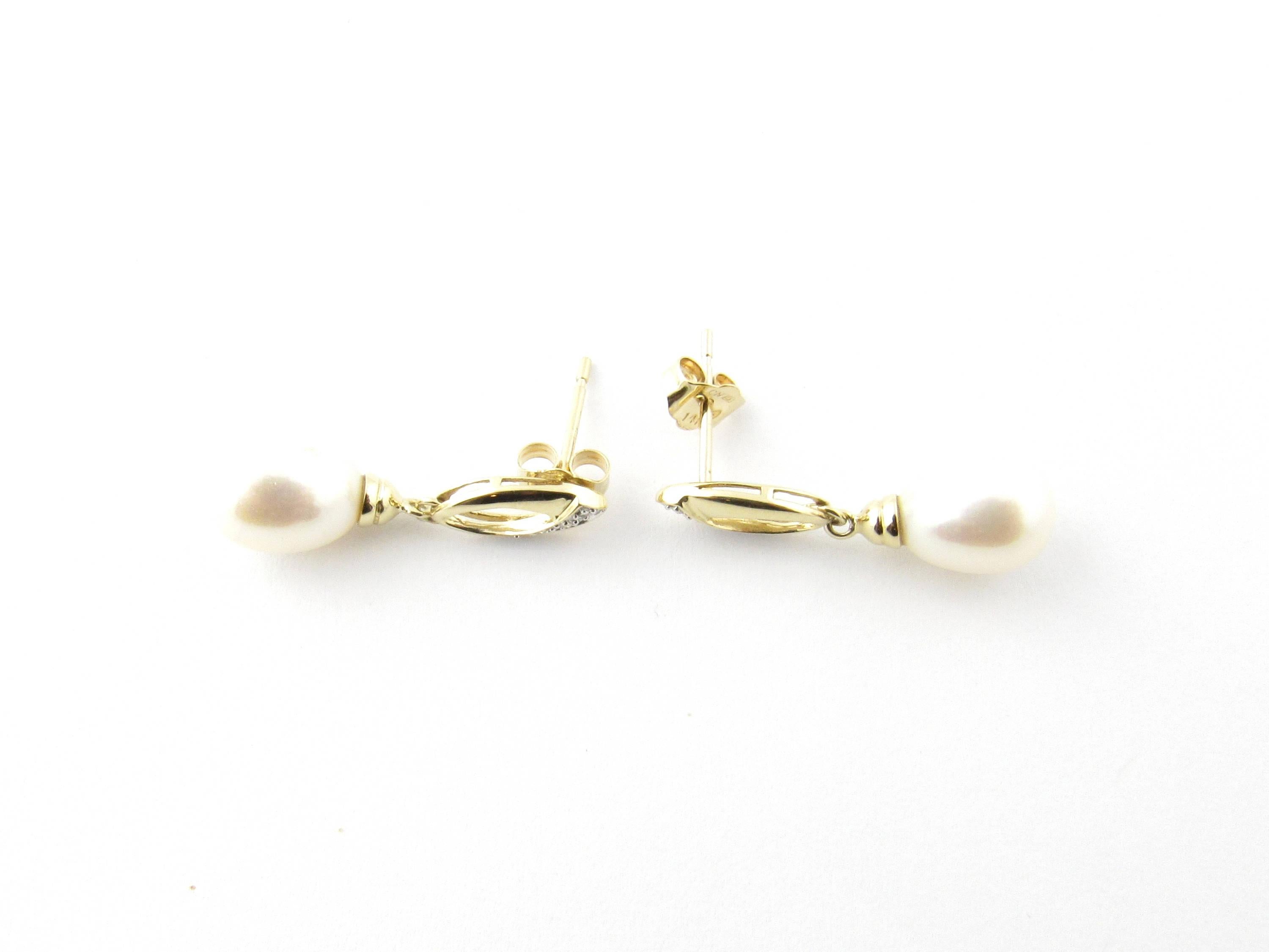 14 Karat Yellow Gold Pearl and Diamond Earrings In Good Condition In Washington Depot, CT