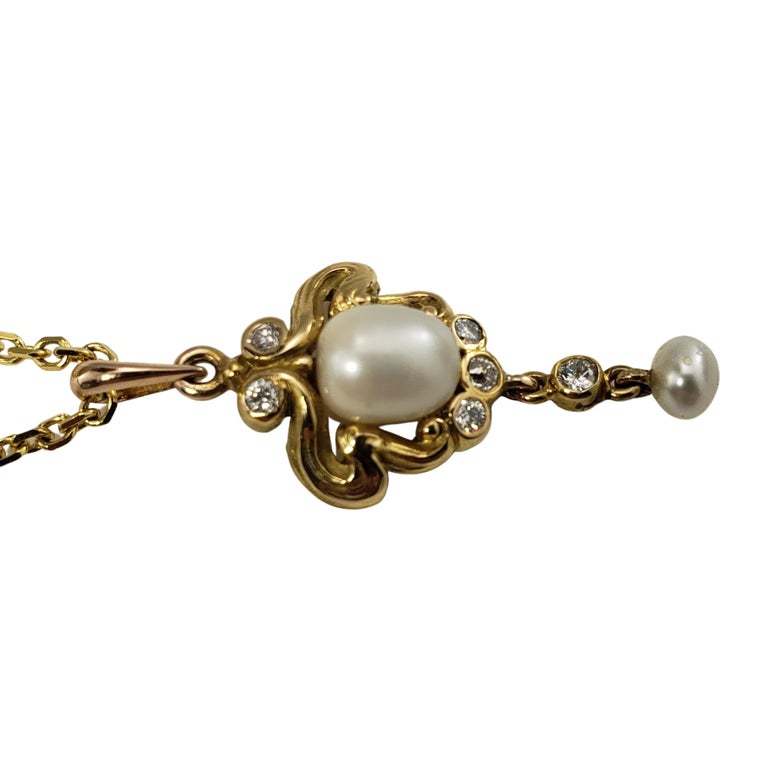 14 Karat Yellow Gold Pearl and Diamond Pendant Necklace For Sale at 1stDibs