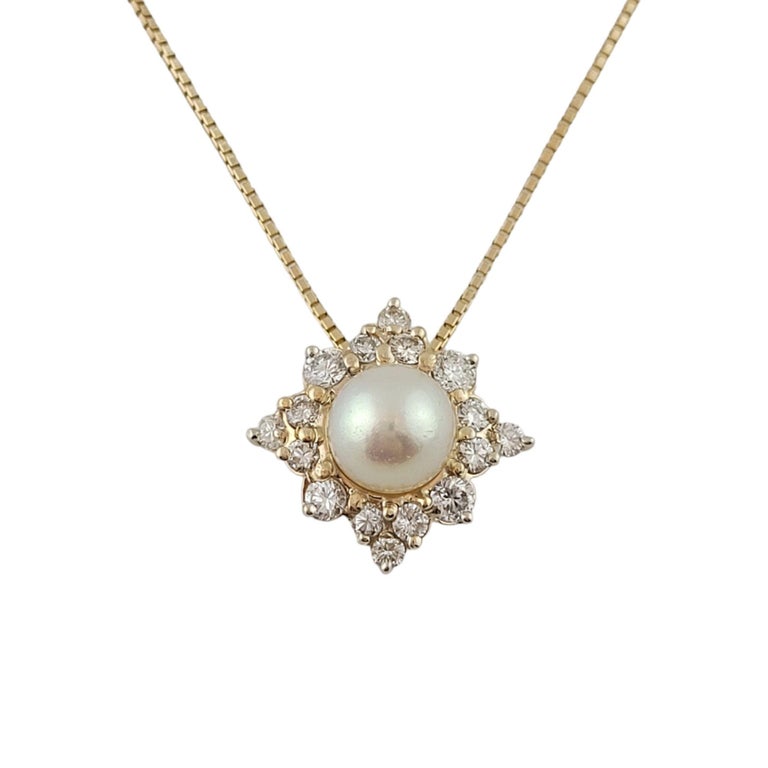 14 Karat Yellow Gold Pearl and Diamond Pendant Necklace For Sale at 1stDibs