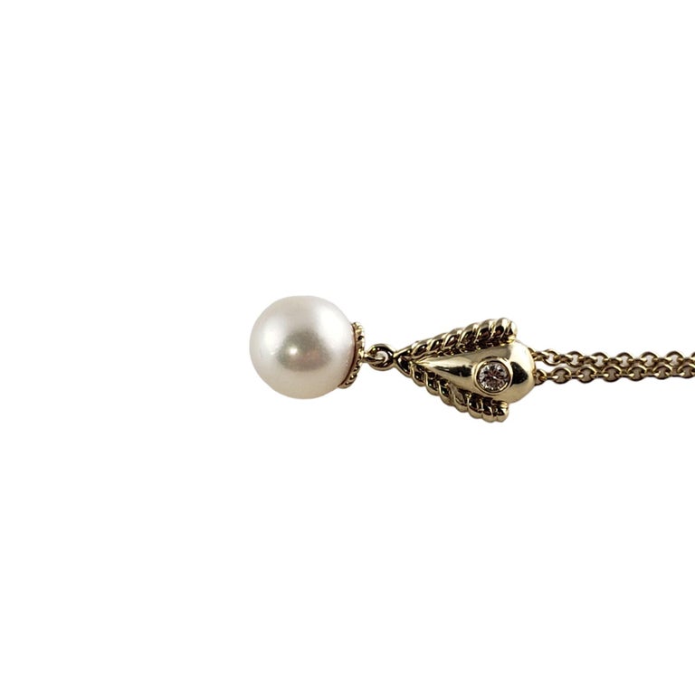 14 Karat Yellow Gold Pearl and Diamond Pendant Necklace For Sale at 1stDibs