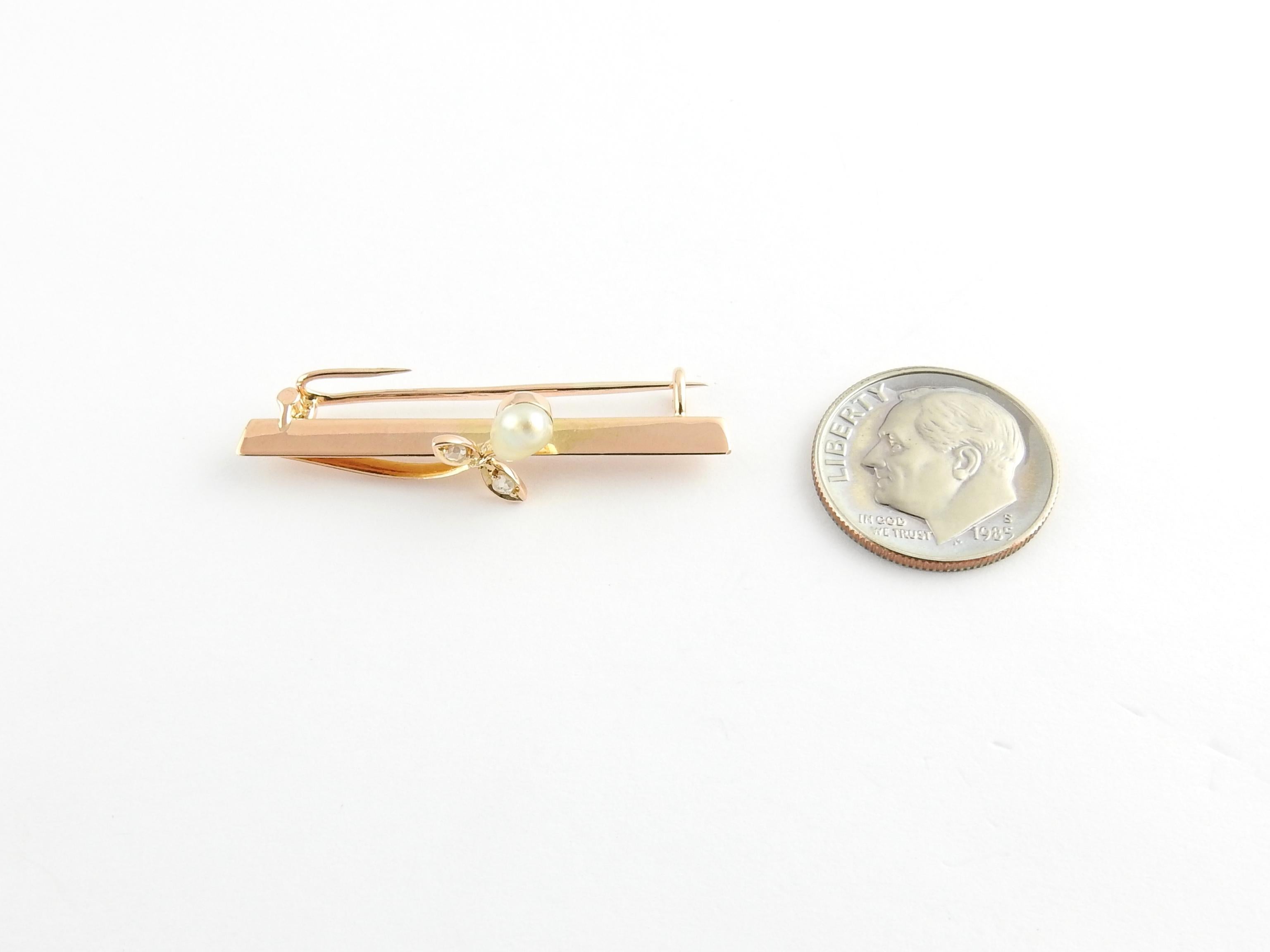 14 Karat Yellow Gold Pearl and Diamond Pin / Brooch 4