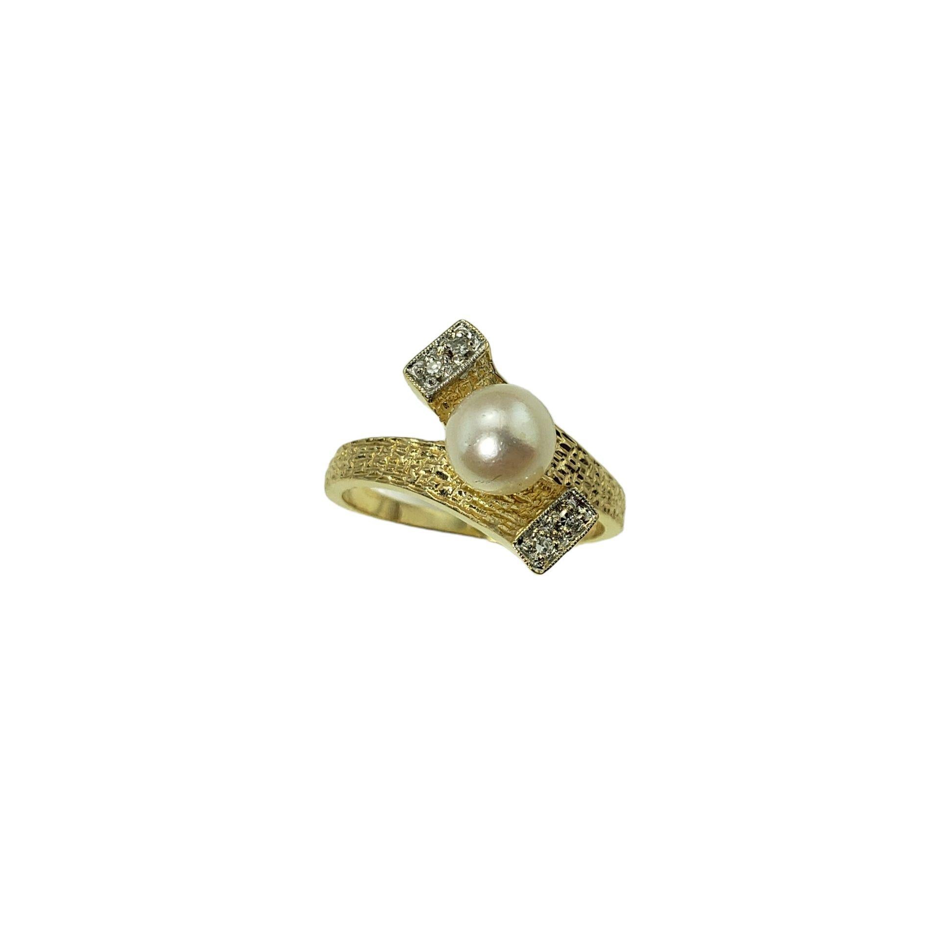 Women's 14 Karat Yellow Gold Pearl and Diamond Ring For Sale